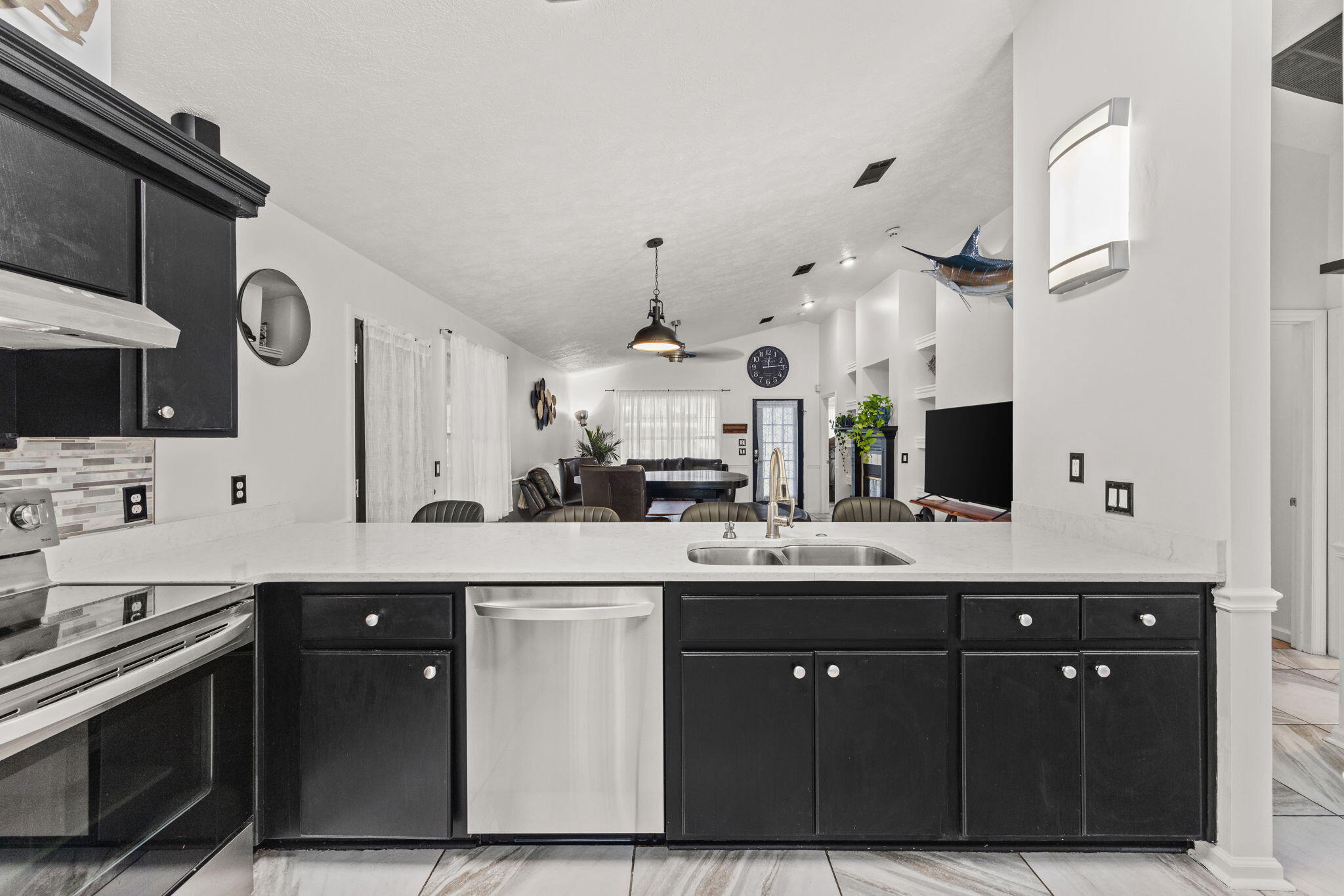 NO RECORDED SUBDIVISION - Residential