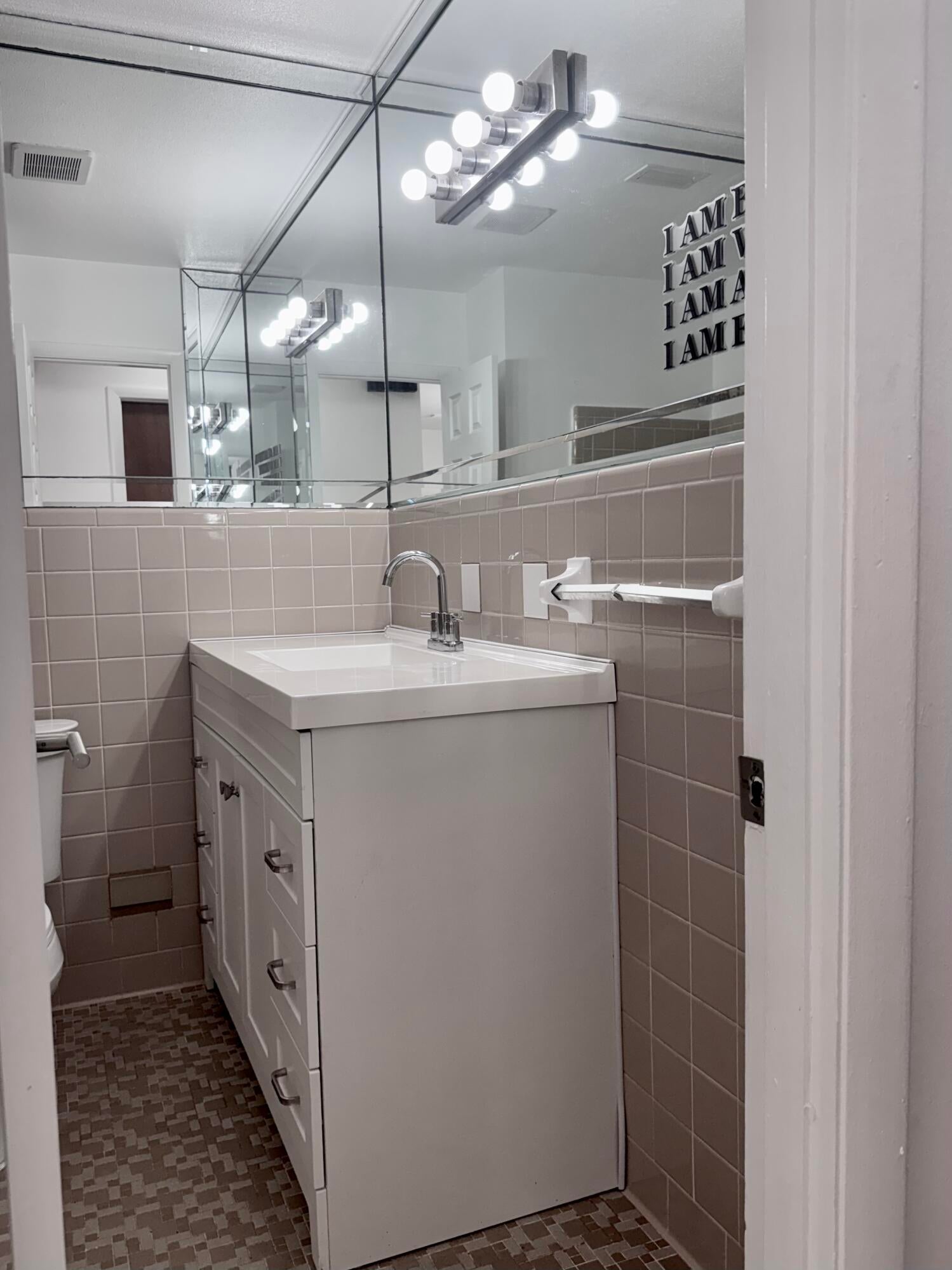 Vesta Heights 5th Addition - Residential