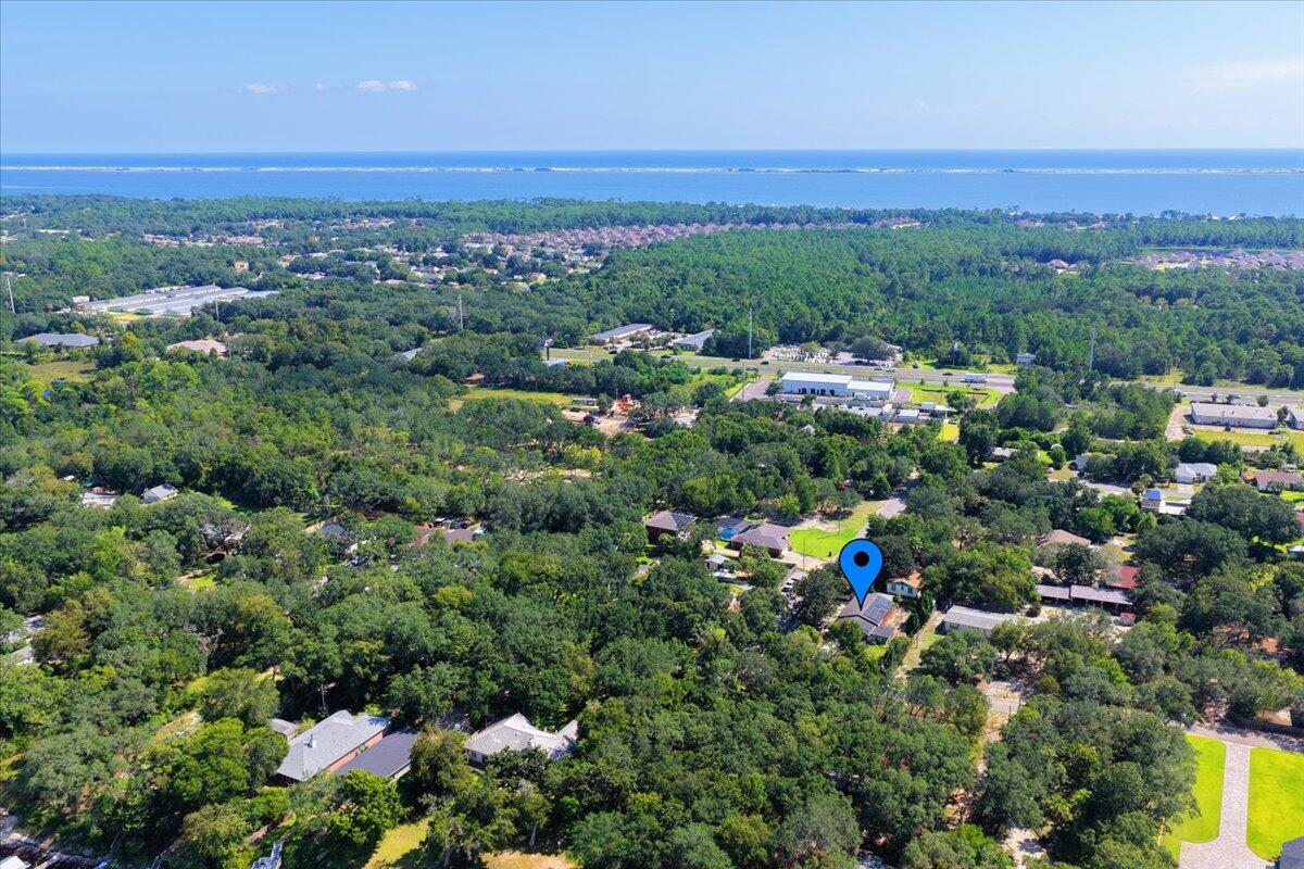 HICKORY SHORES - Residential