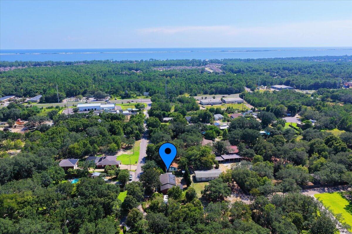 HICKORY SHORES - Residential