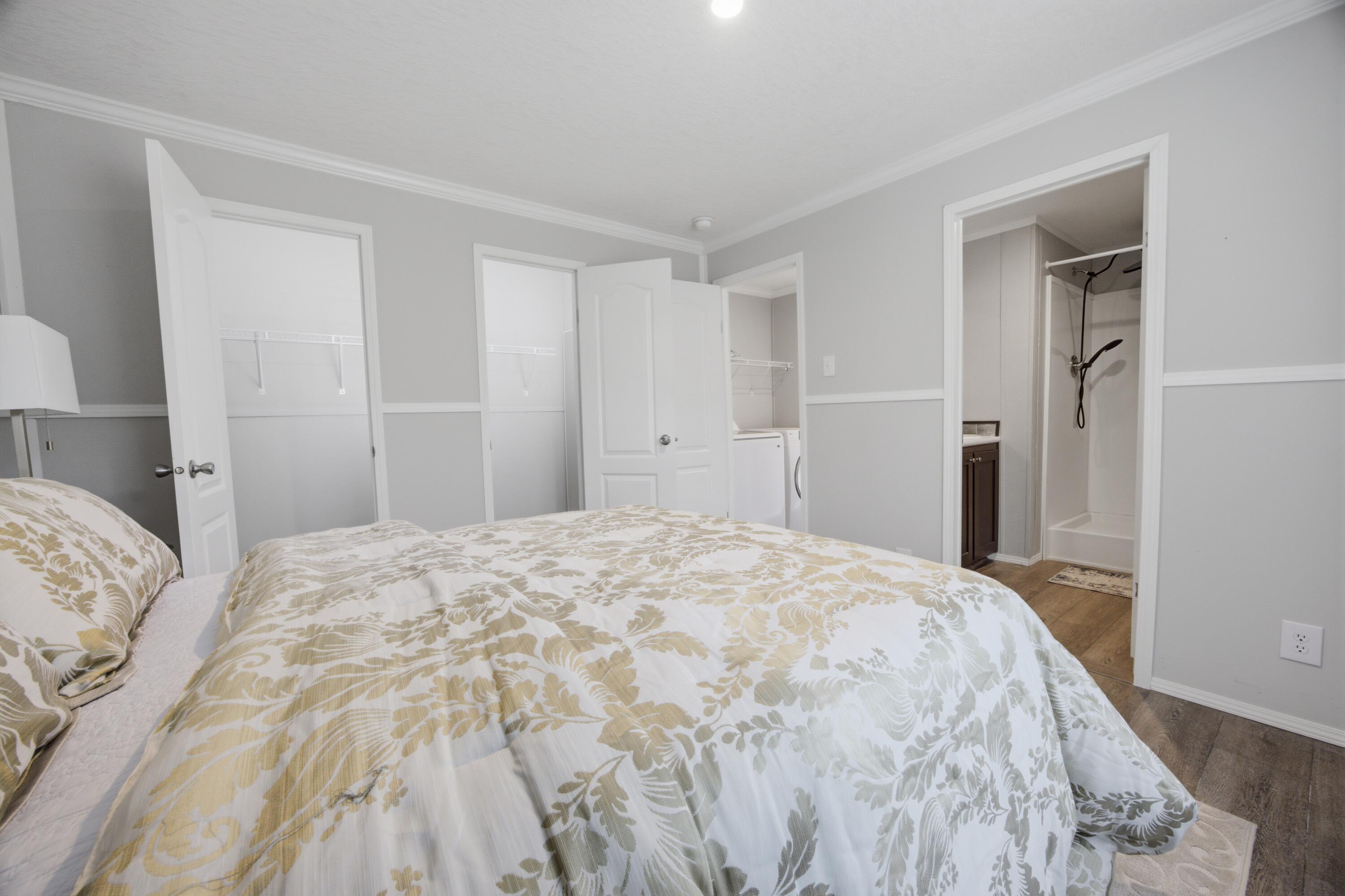OAKWOOD HILLS UNIT 2 - Residential