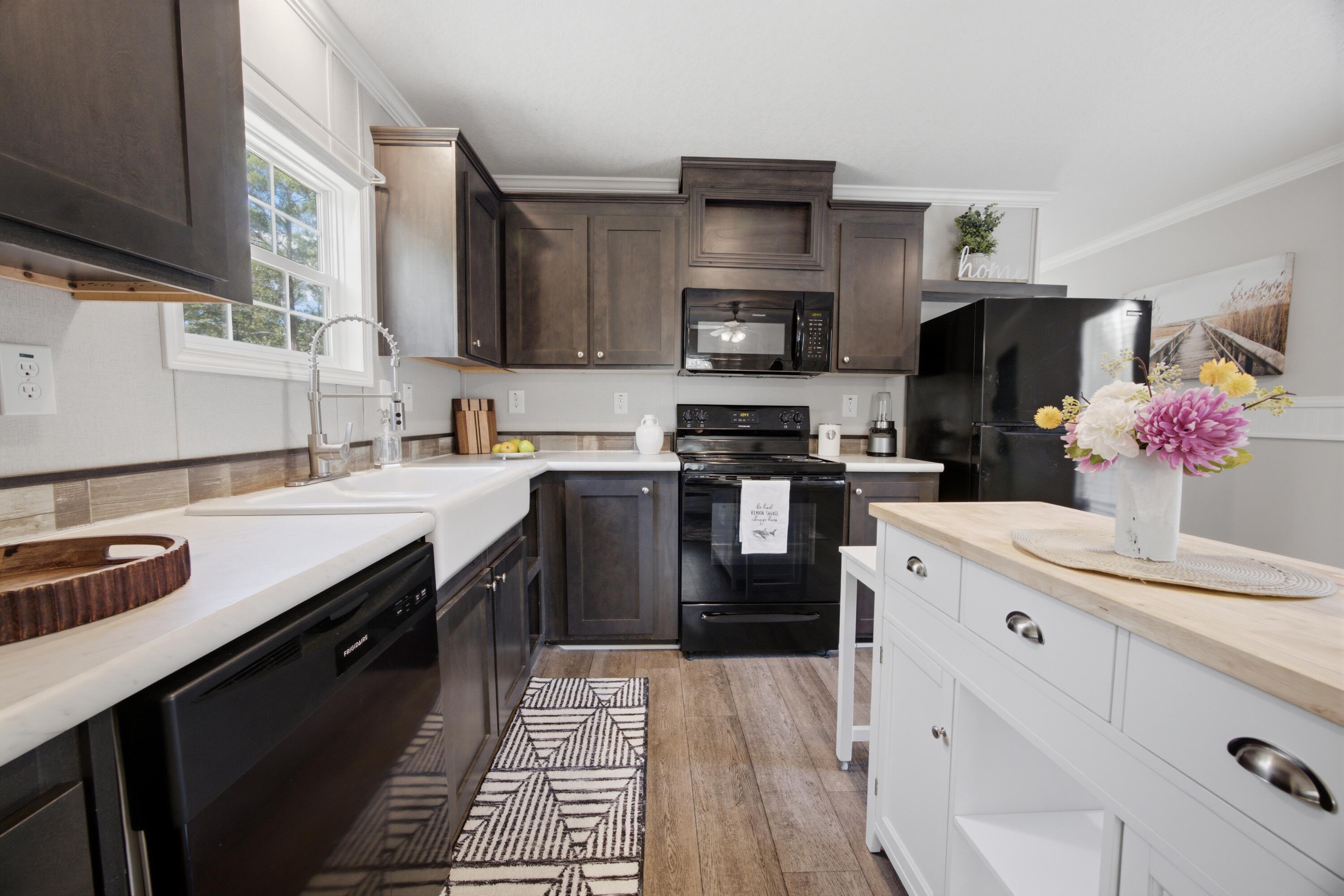 OAKWOOD HILLS UNIT 2 - Residential