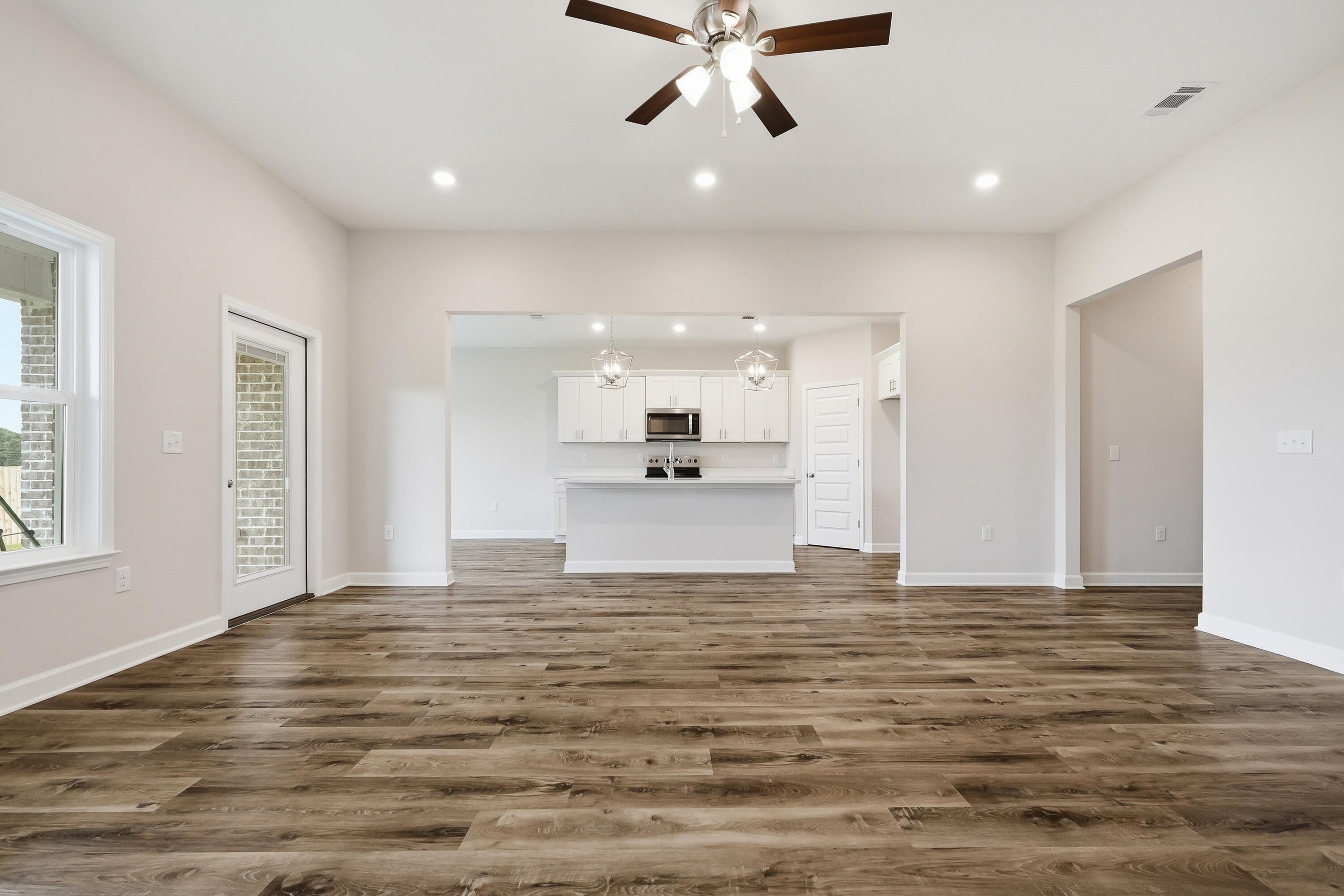 Southern Charm - Residential