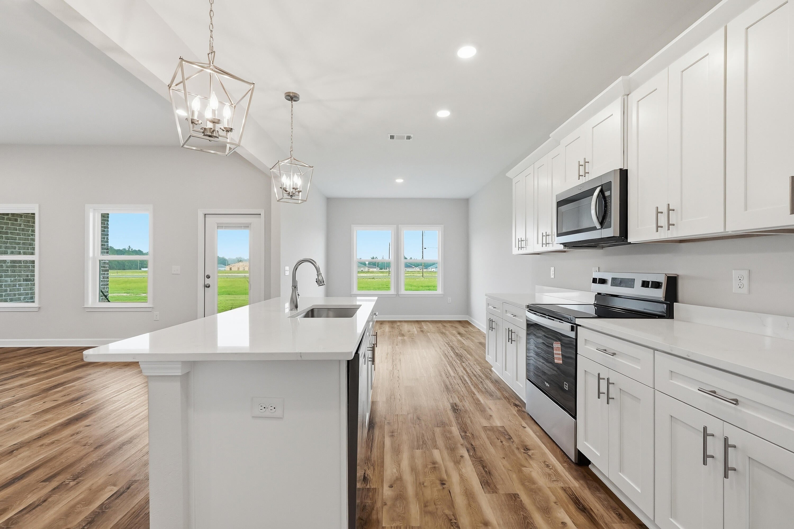 Southern Charm - Residential