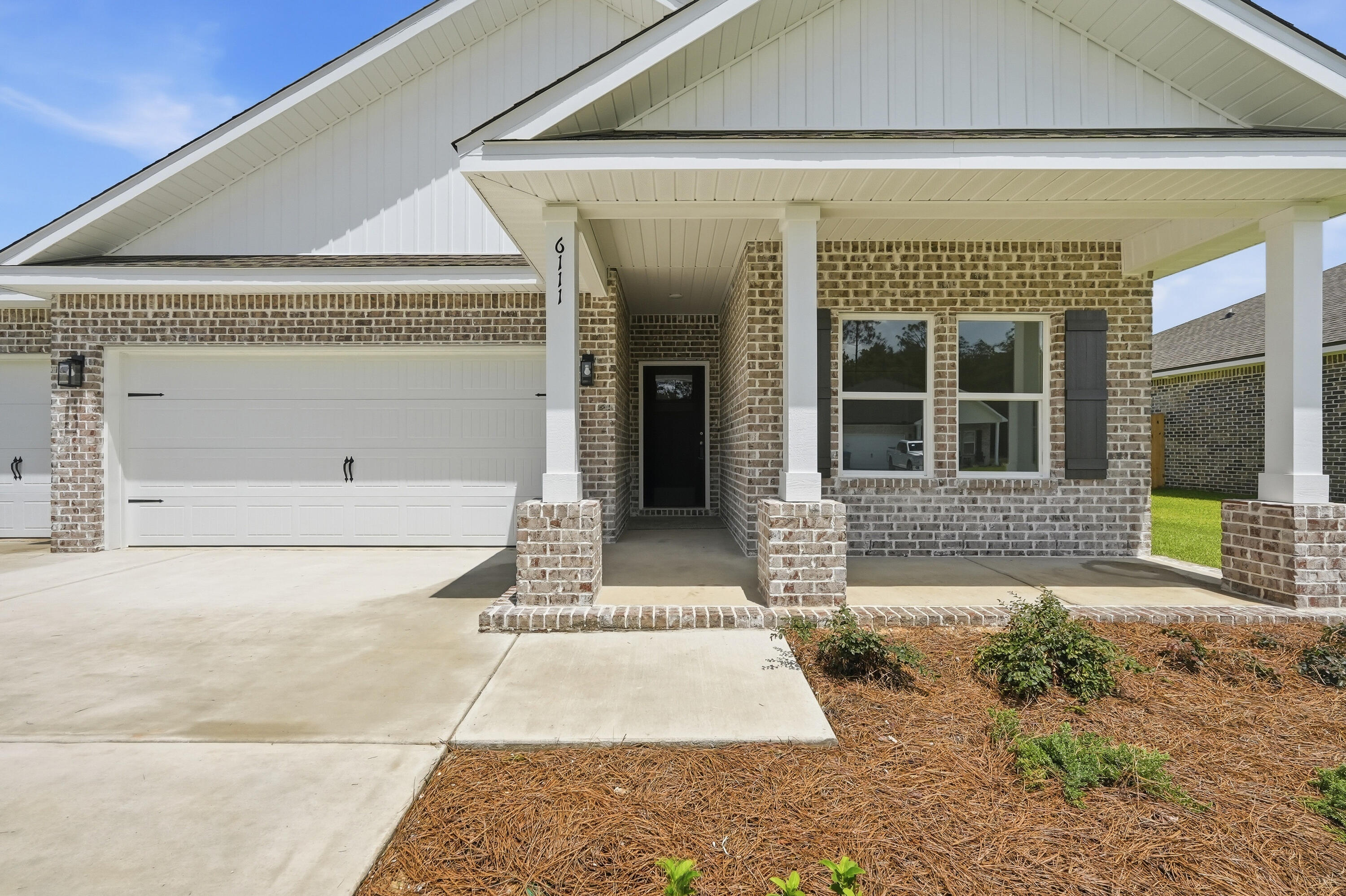 Southern Charm - Residential