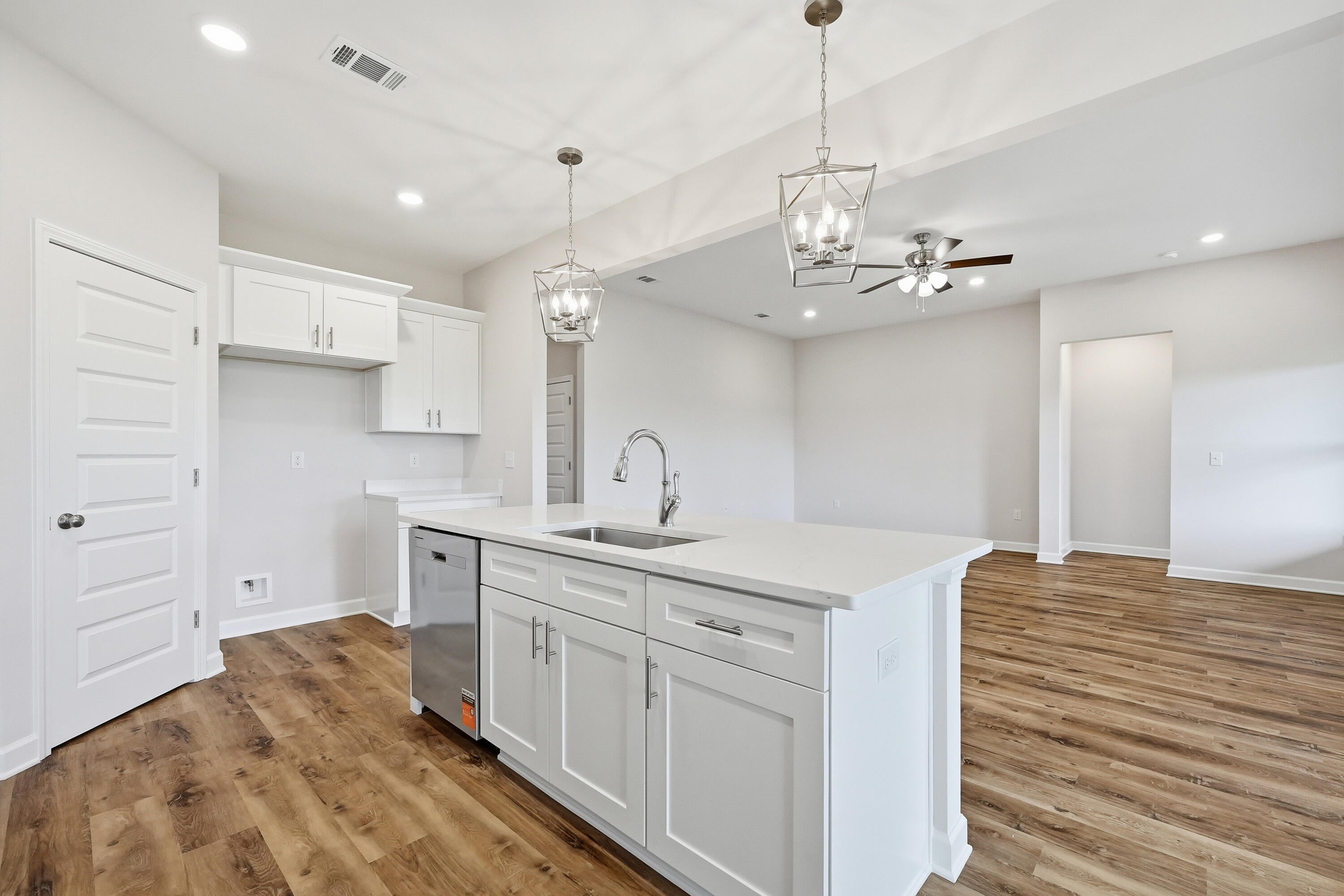 Southern Charm - Residential
