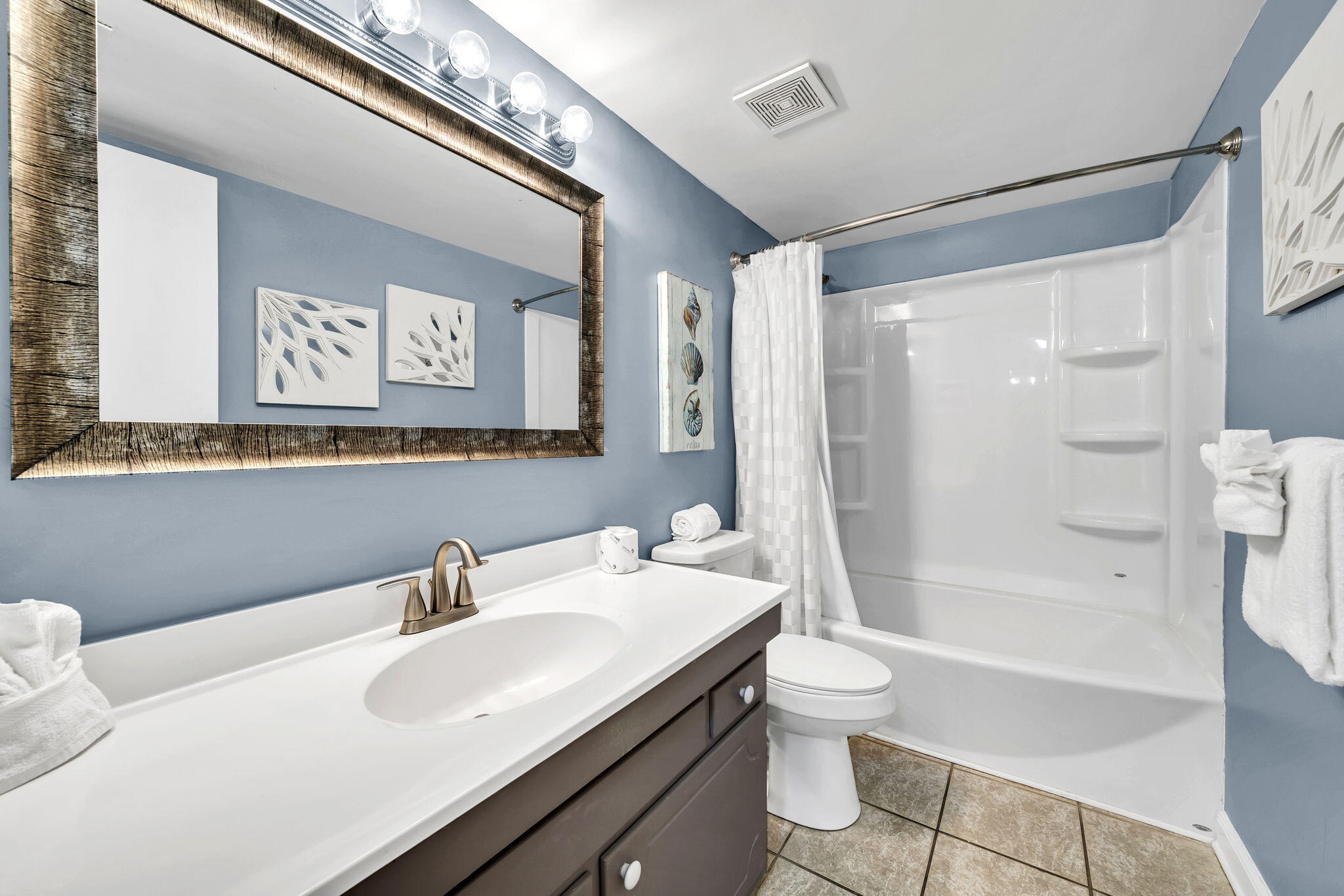 Emerald Isle - Residential