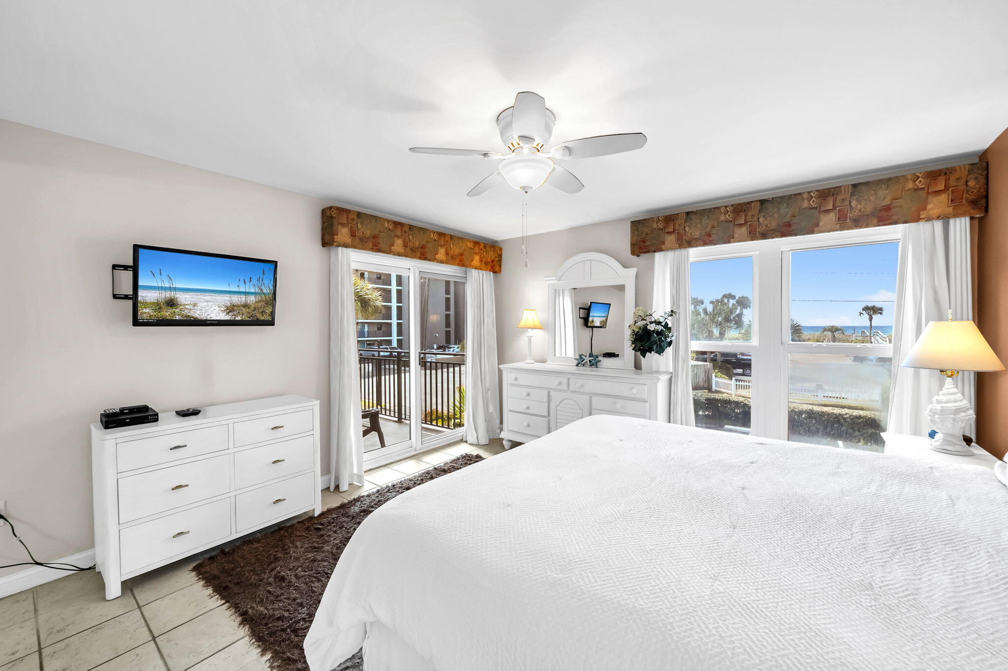 Emerald Isle - Residential
