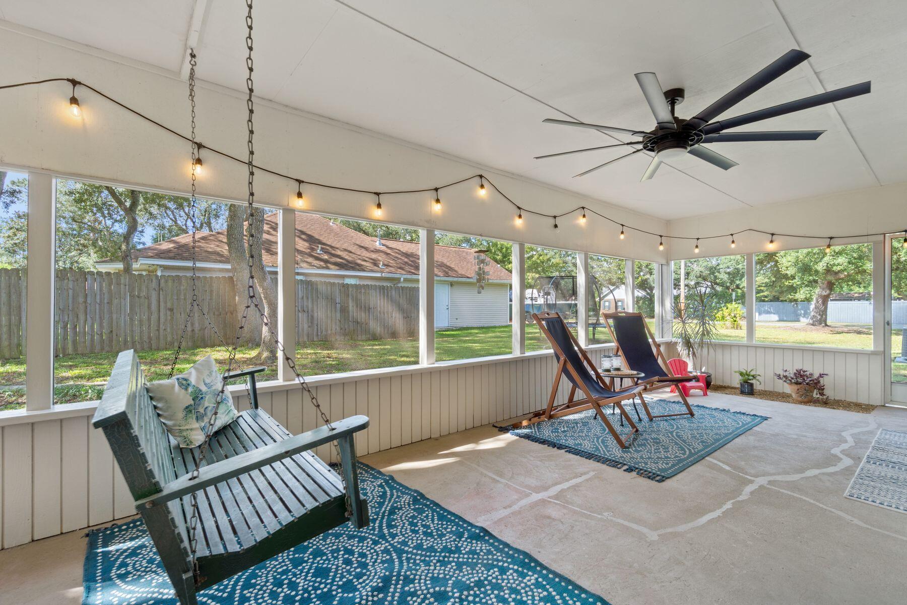 MAGNOLIA SHORES S/D - Residential
