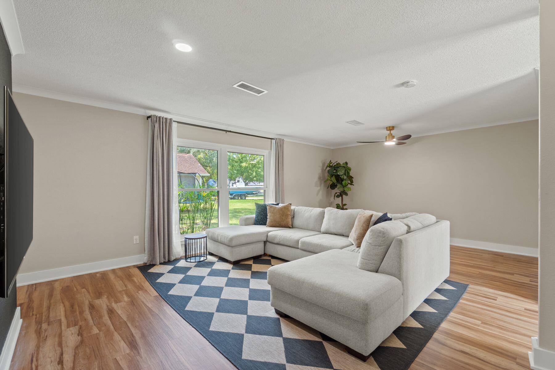 MAGNOLIA SHORES S/D - Residential