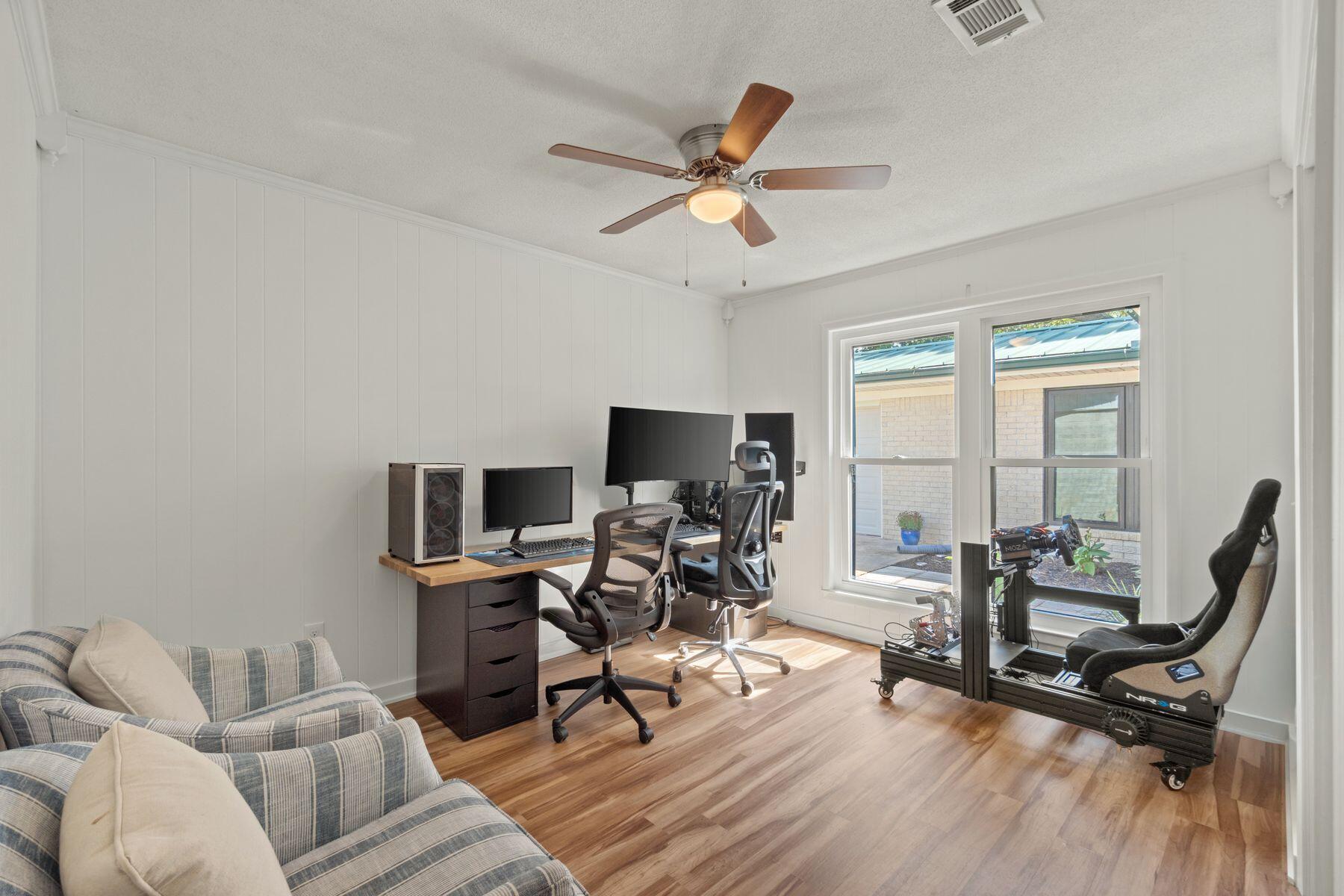 MAGNOLIA SHORES S/D - Residential
