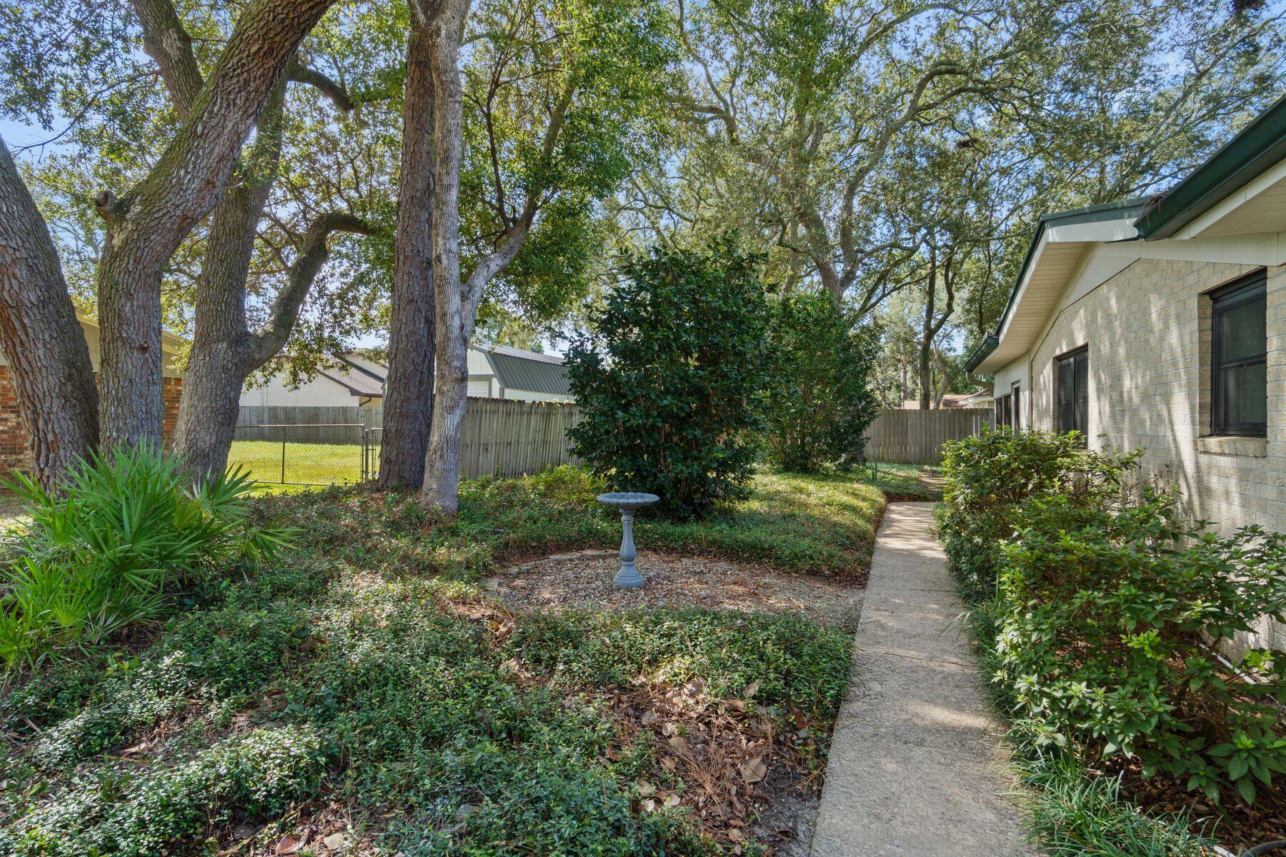 MAGNOLIA SHORES S/D - Residential
