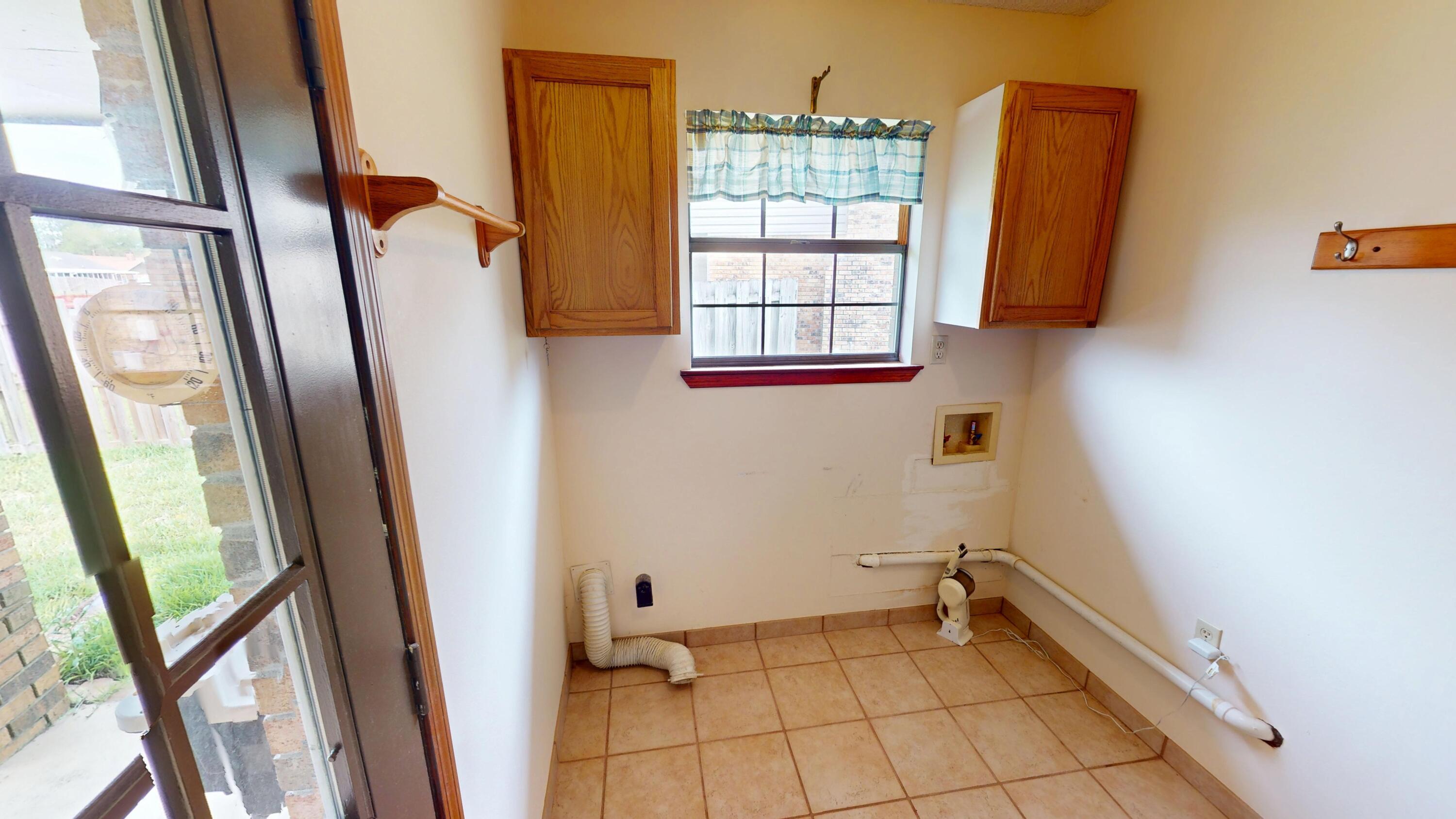 TIMBERLAKE ESTATES 1ST ADDN - Residential