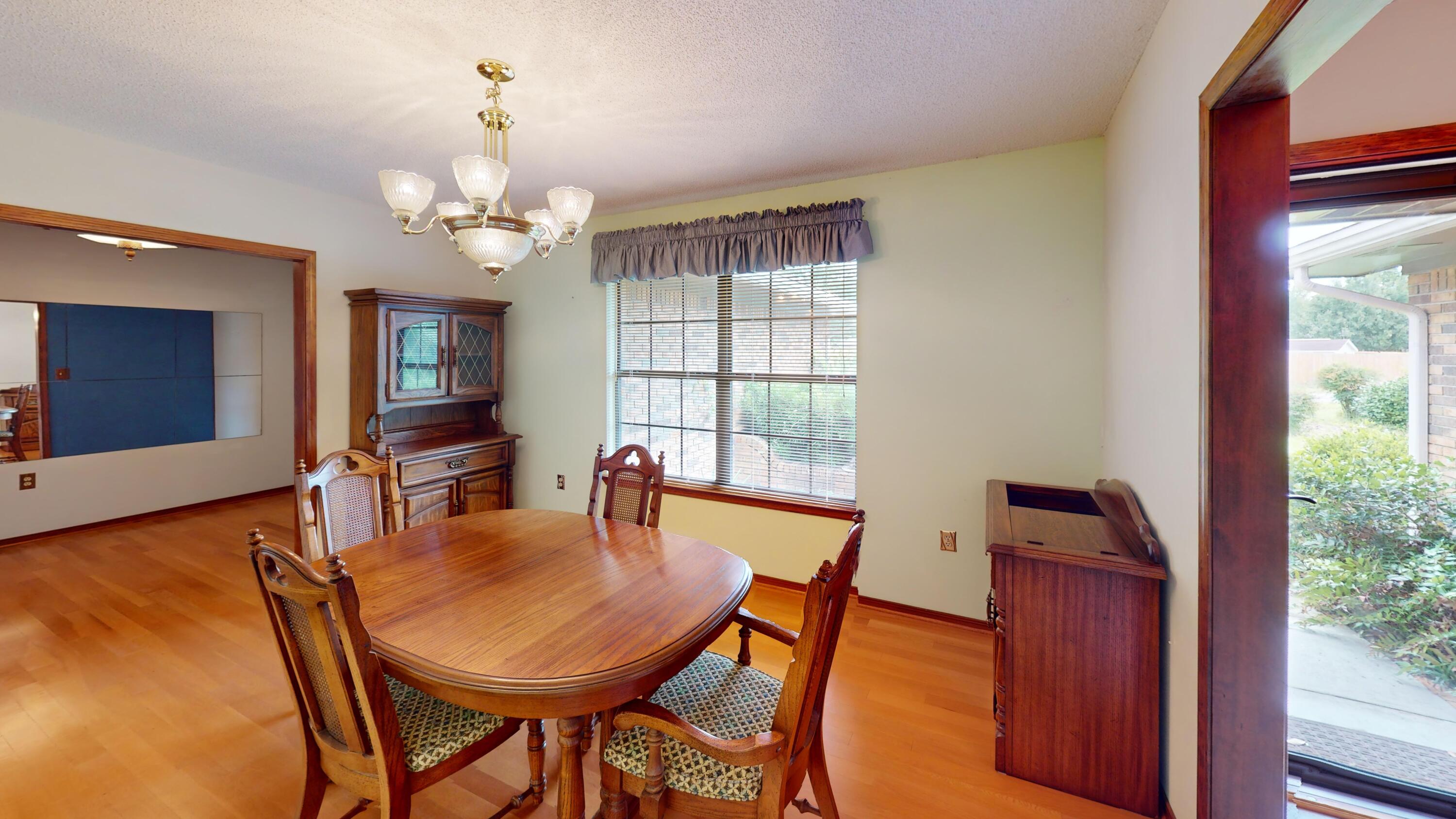 TIMBERLAKE ESTATES 1ST ADDN - Residential
