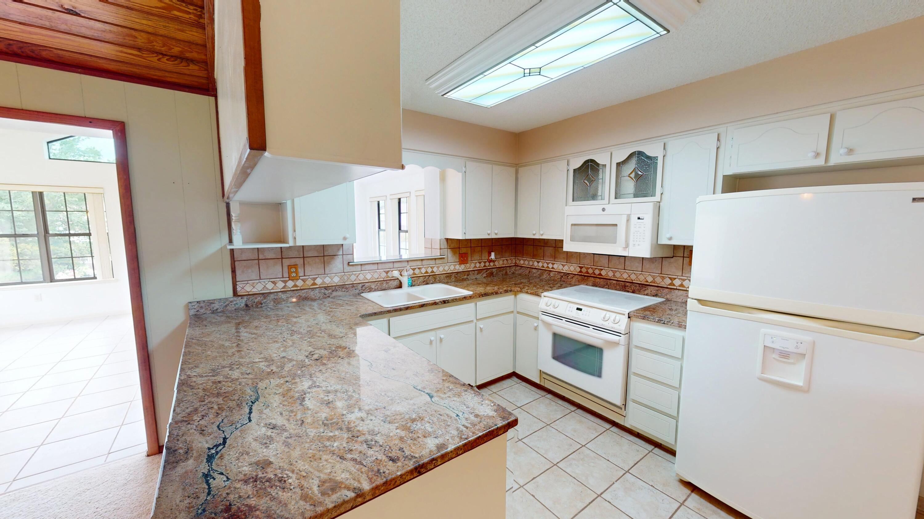 TIMBERLAKE ESTATES 1ST ADDN - Residential