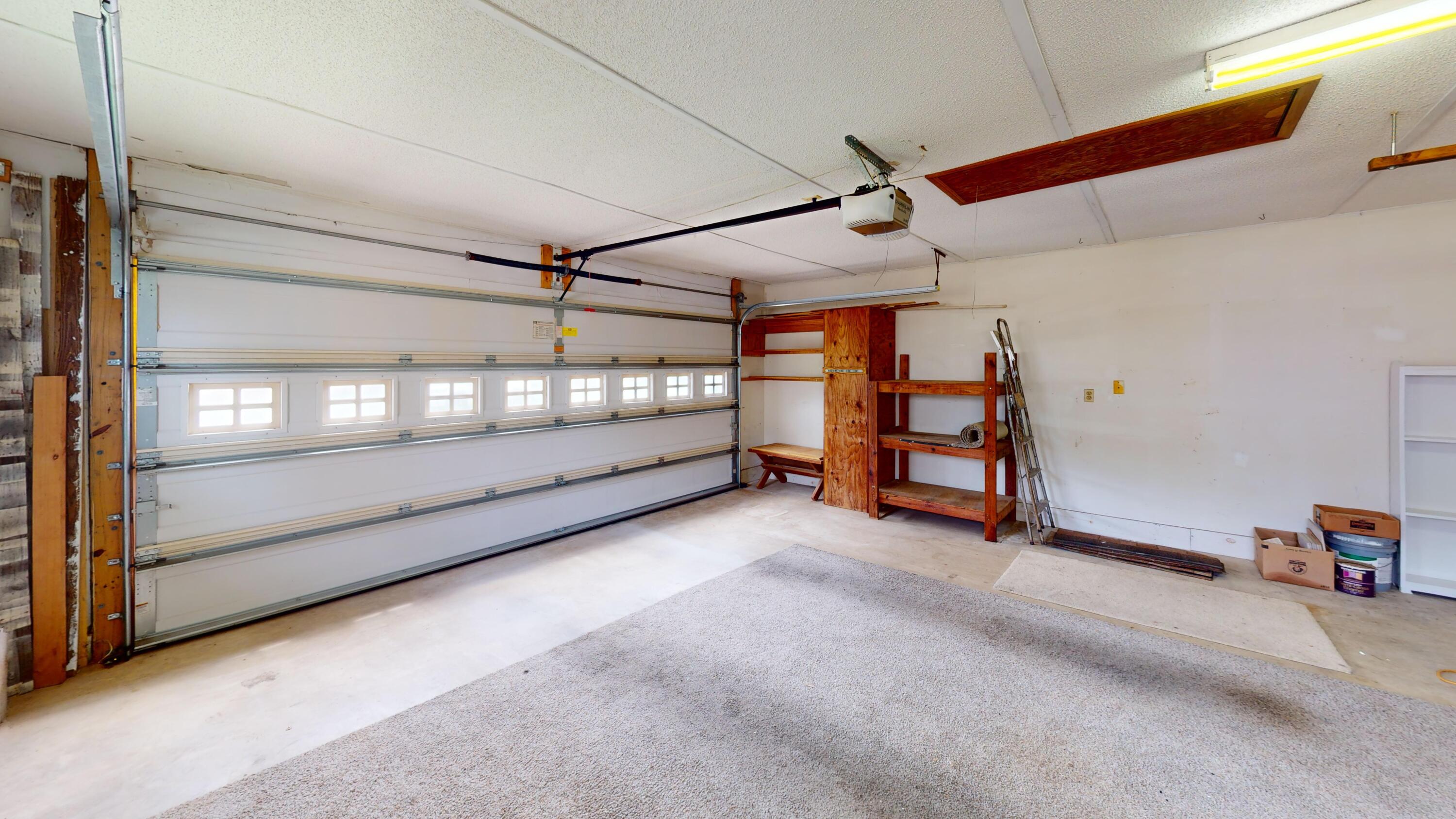 TIMBERLAKE ESTATES 1ST ADDN - Residential