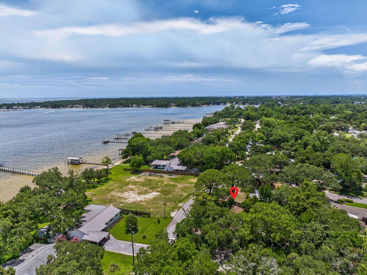 Garnier's Beach - Residential