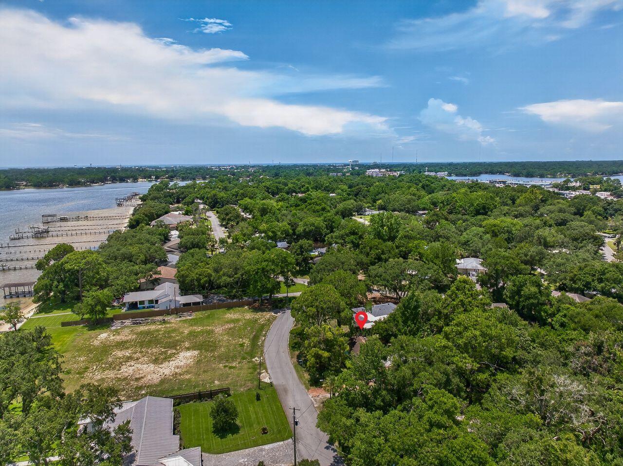 Garnier's Beach - Residential