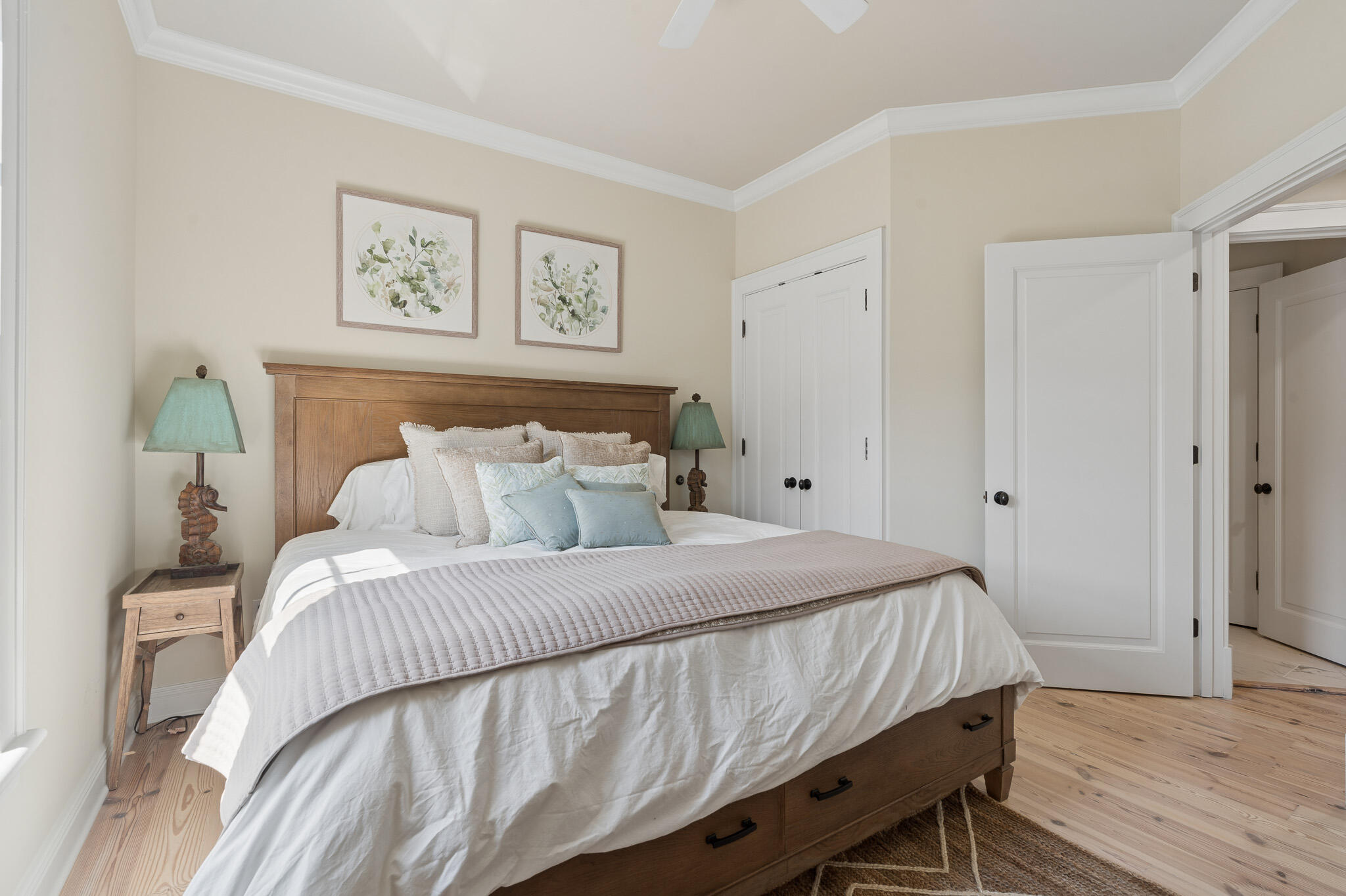 ROSEMARY BEACH
The Lofts West at Barrett Square - Residential
