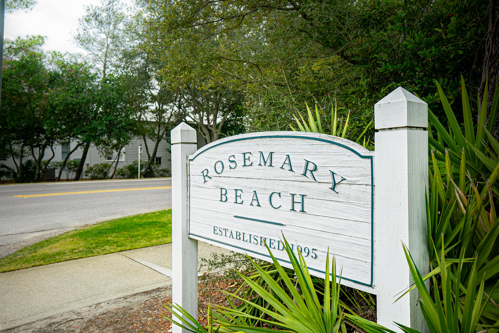 ROSEMARY BEACH
The Lofts West at Barrett Square - Residential