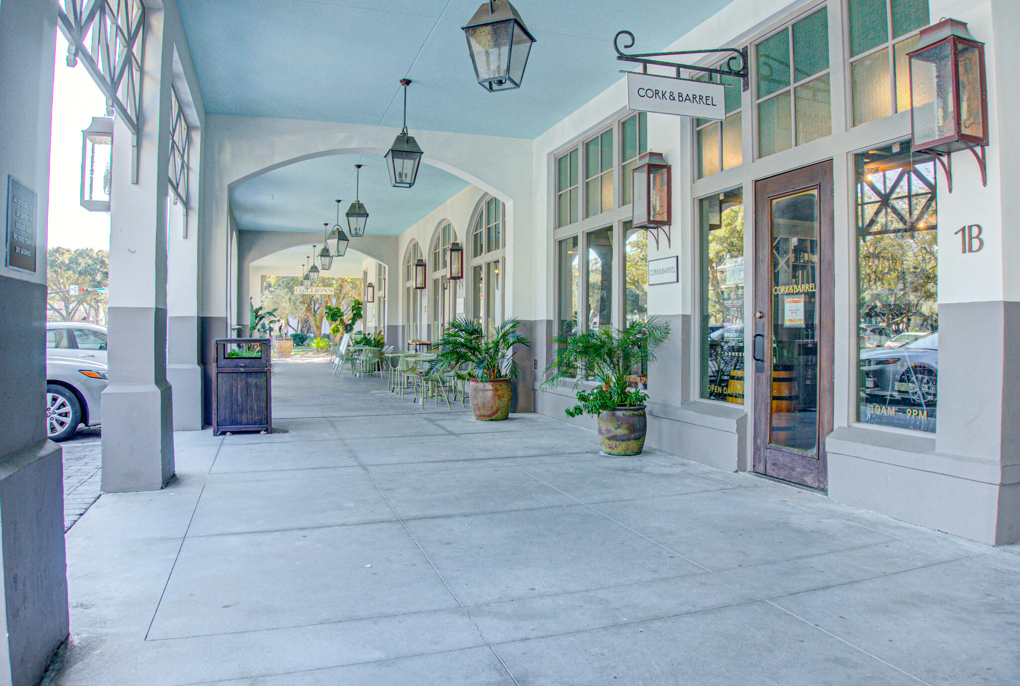 ROSEMARY BEACH
The Lofts West at Barrett Square - Residential