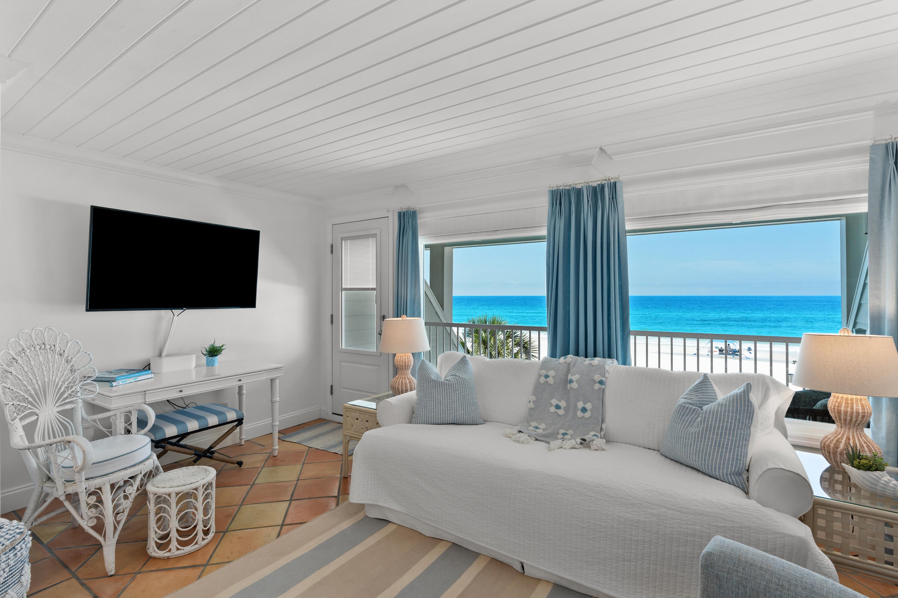 Shores - Residential