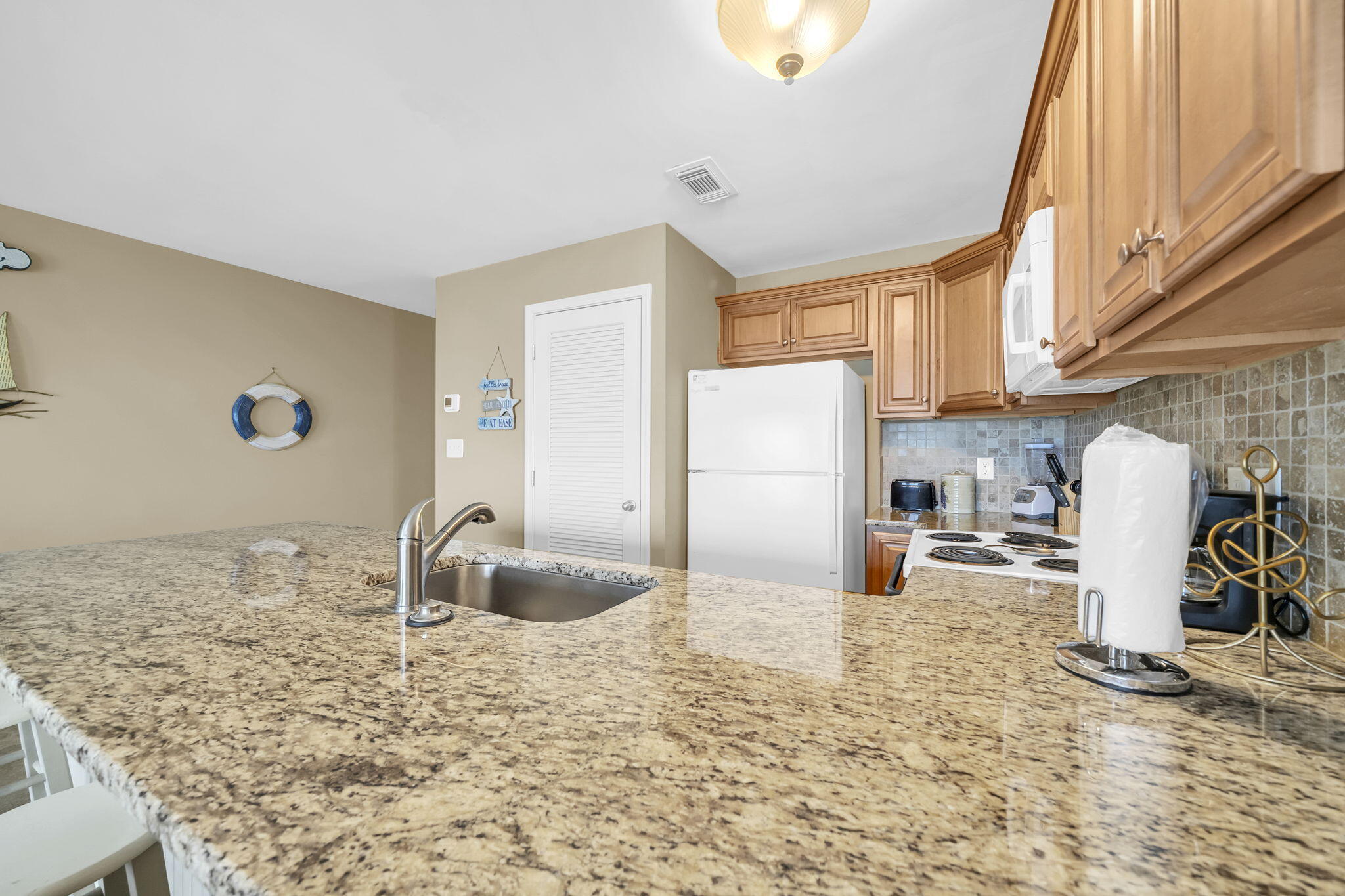 ISLAND SANDS CONDO - Residential