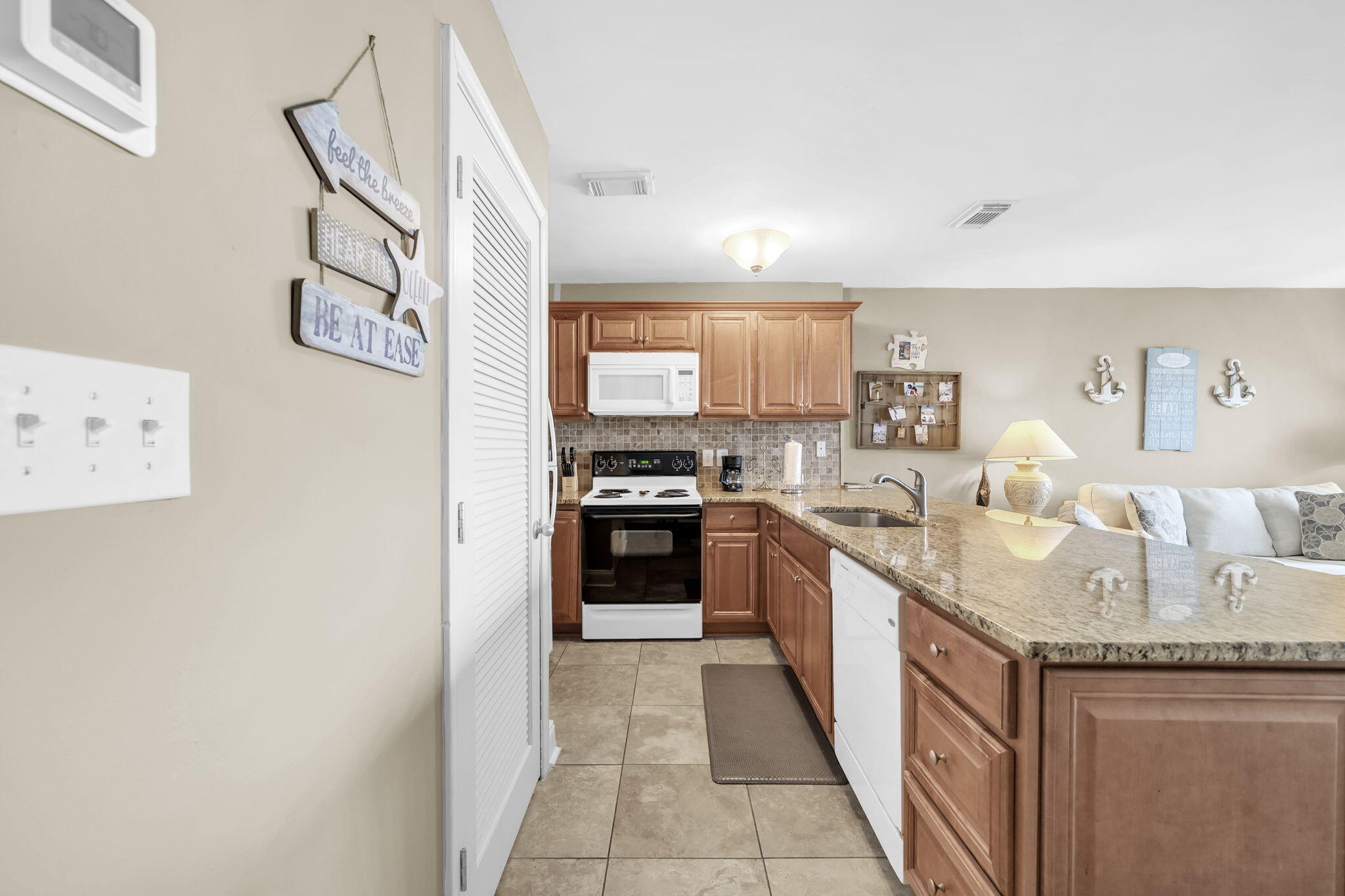 ISLAND SANDS CONDO - Residential