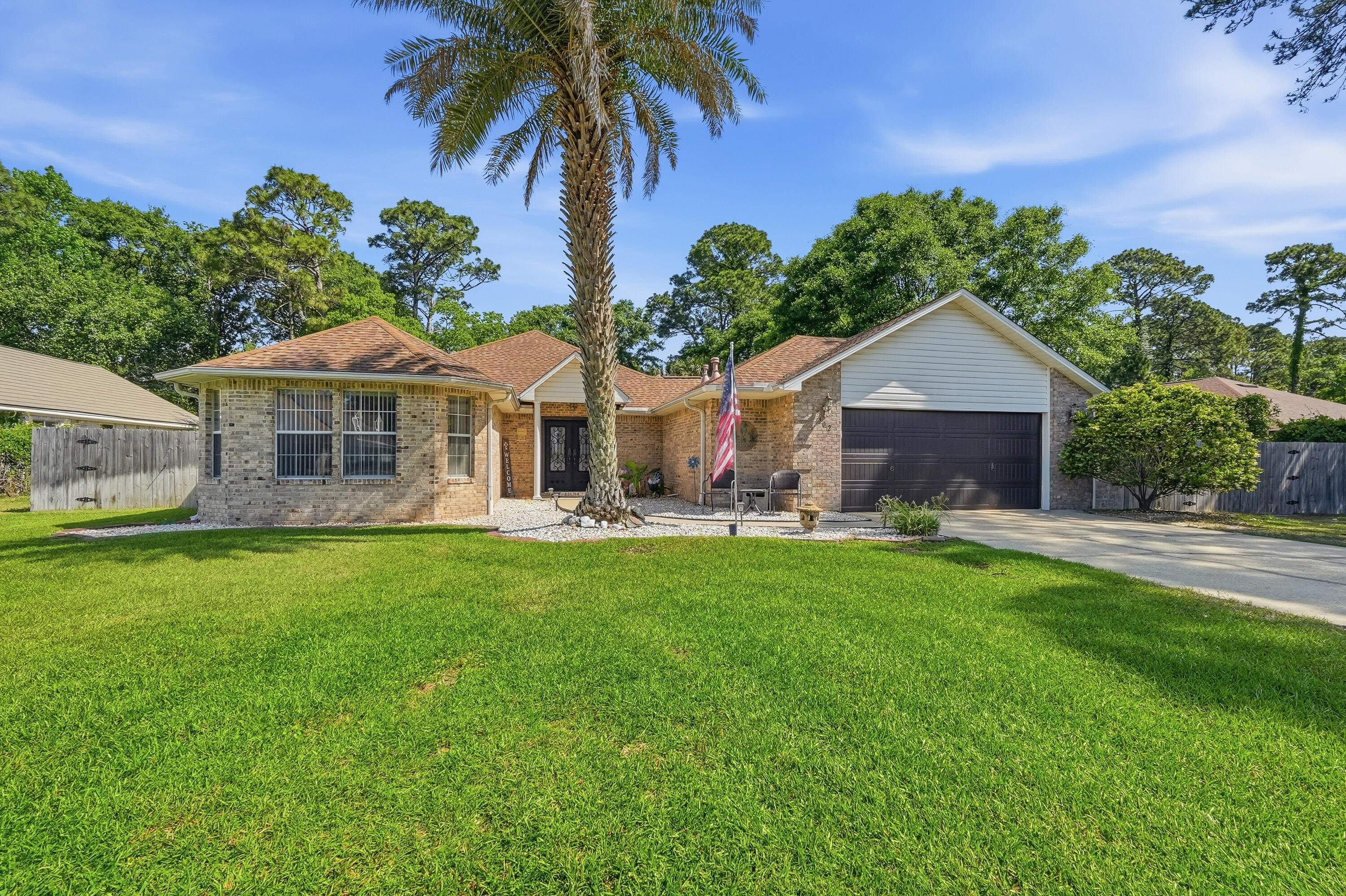 DANA POINTE - Residential