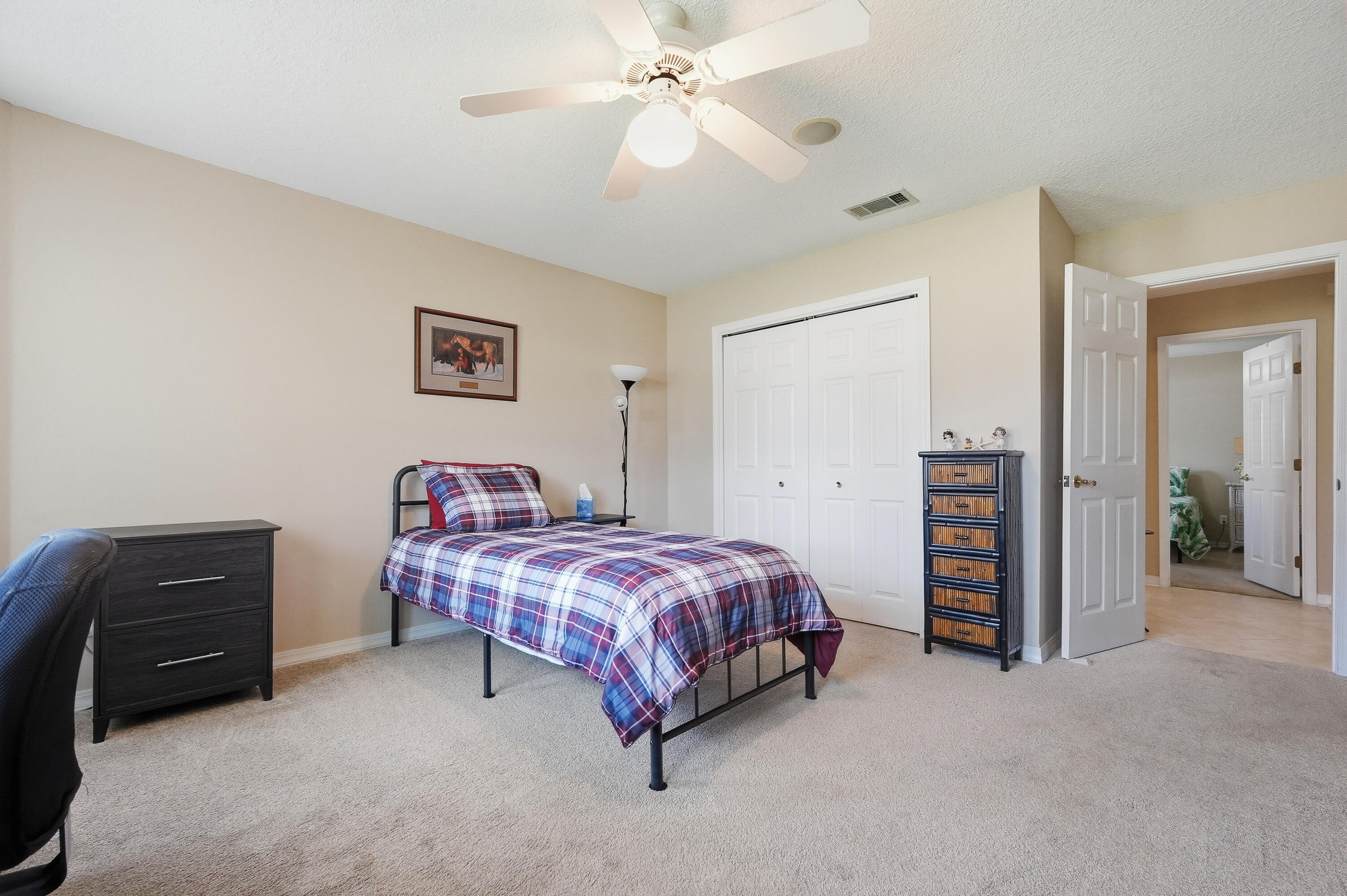 DANA POINTE - Residential