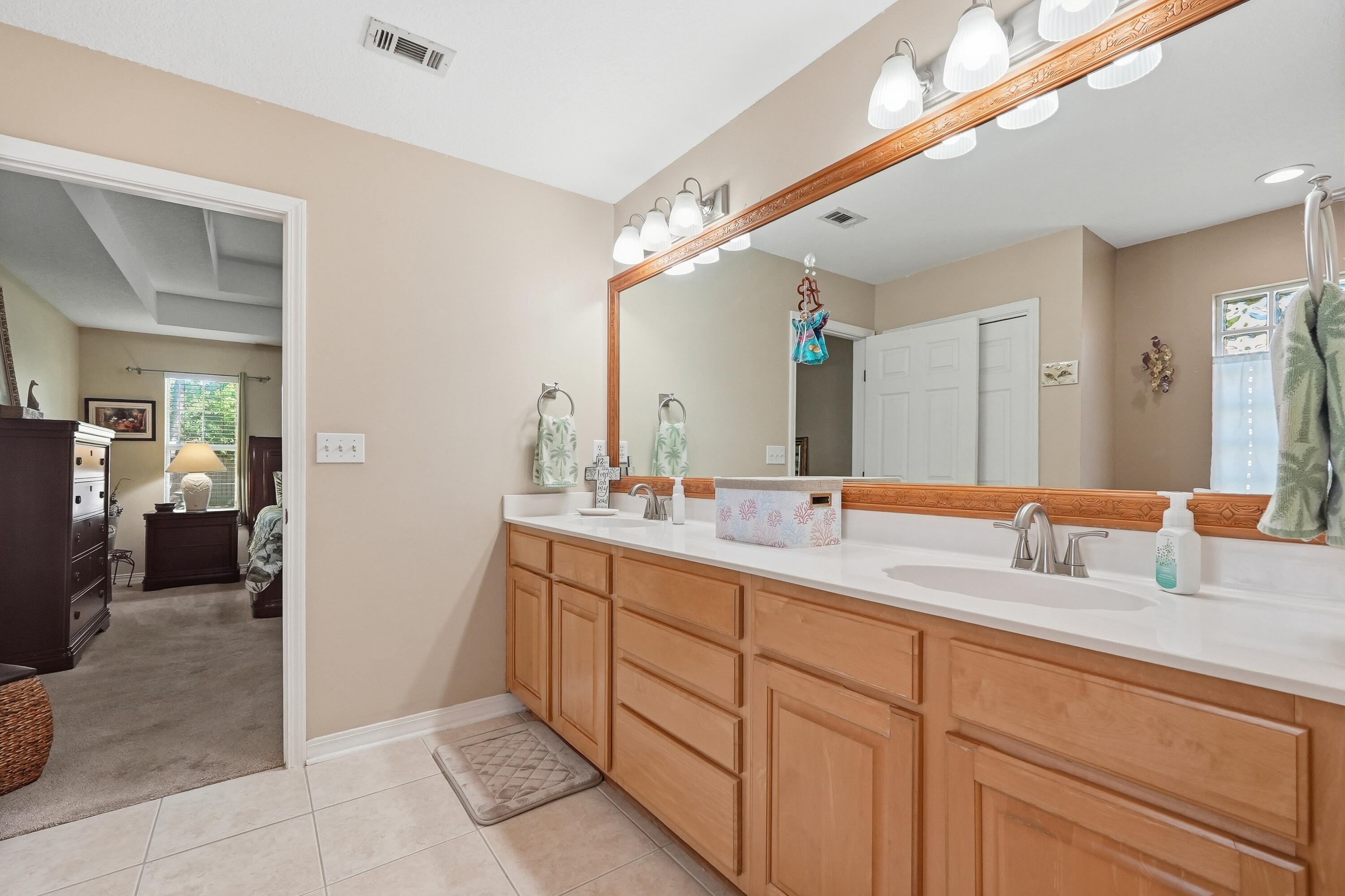 DANA POINTE - Residential