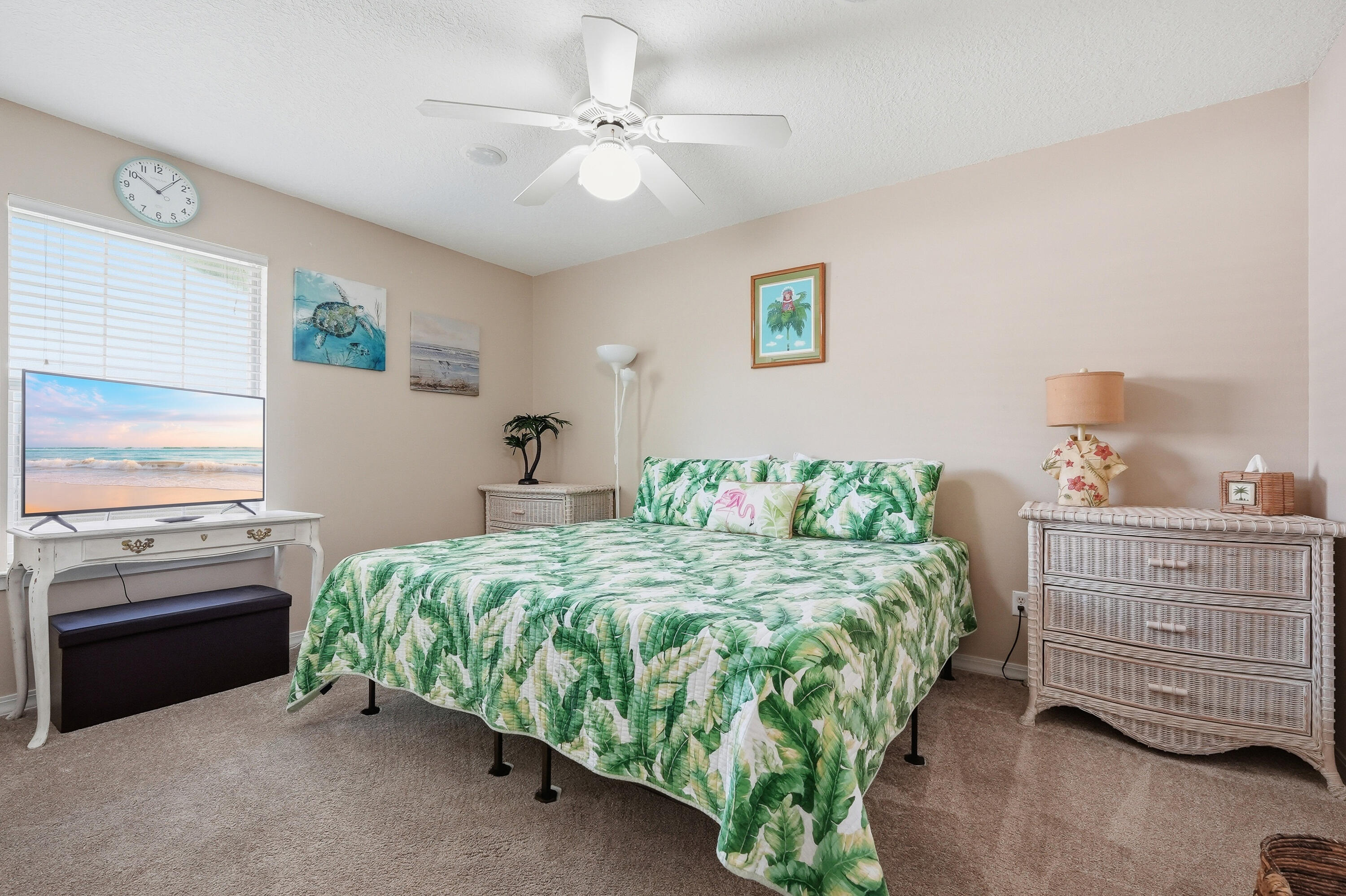 DANA POINTE - Residential