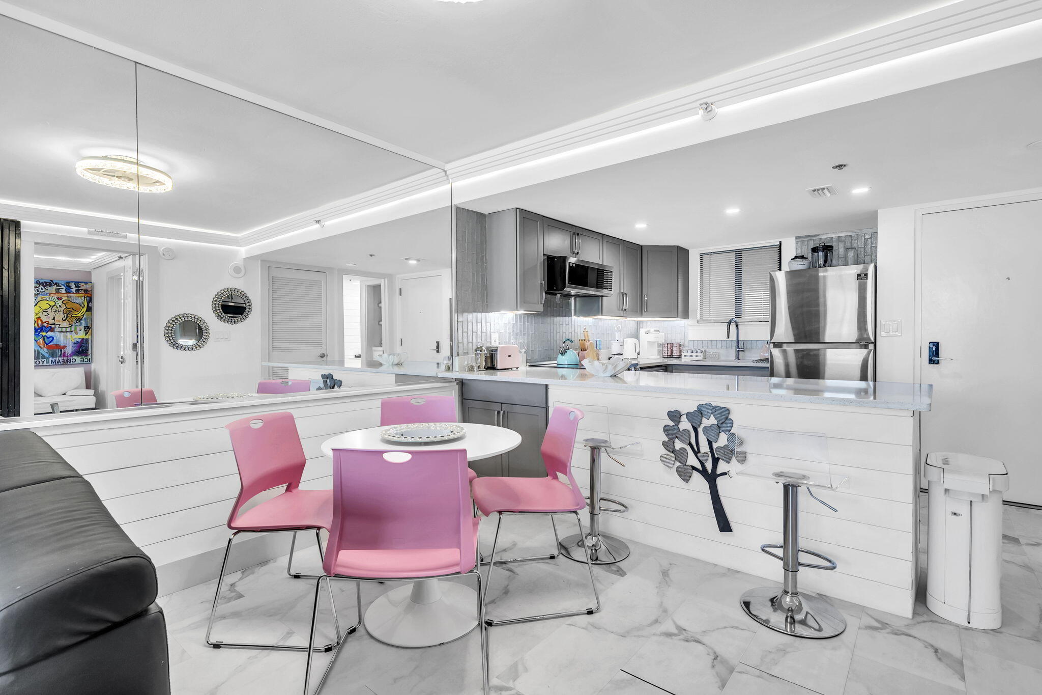 SUNDESTIN INTERNATIONAL CONDO - Residential