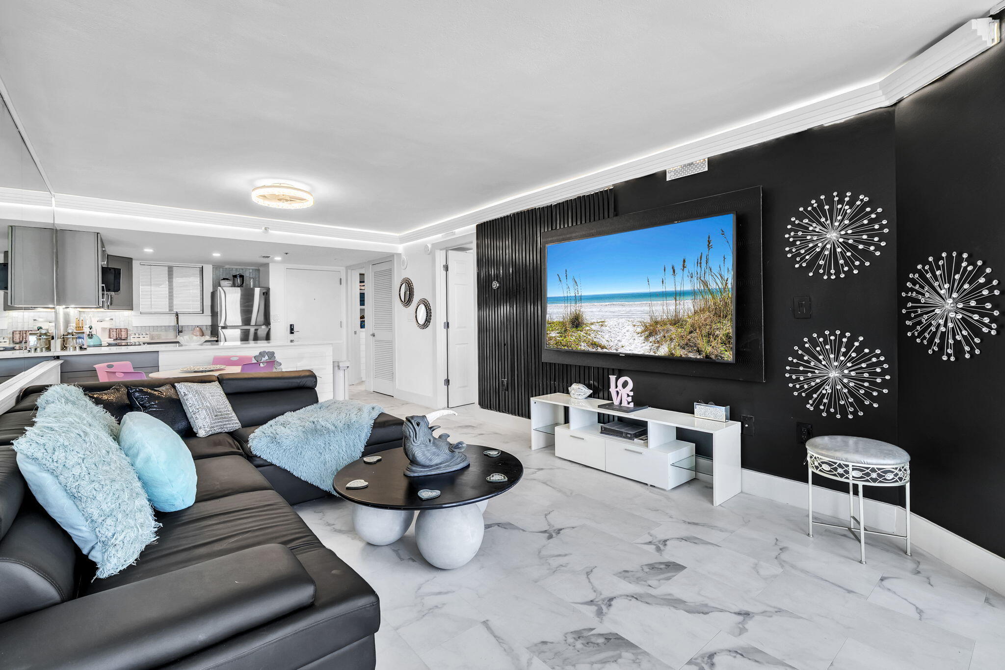 SUNDESTIN INTERNATIONAL CONDO - Residential