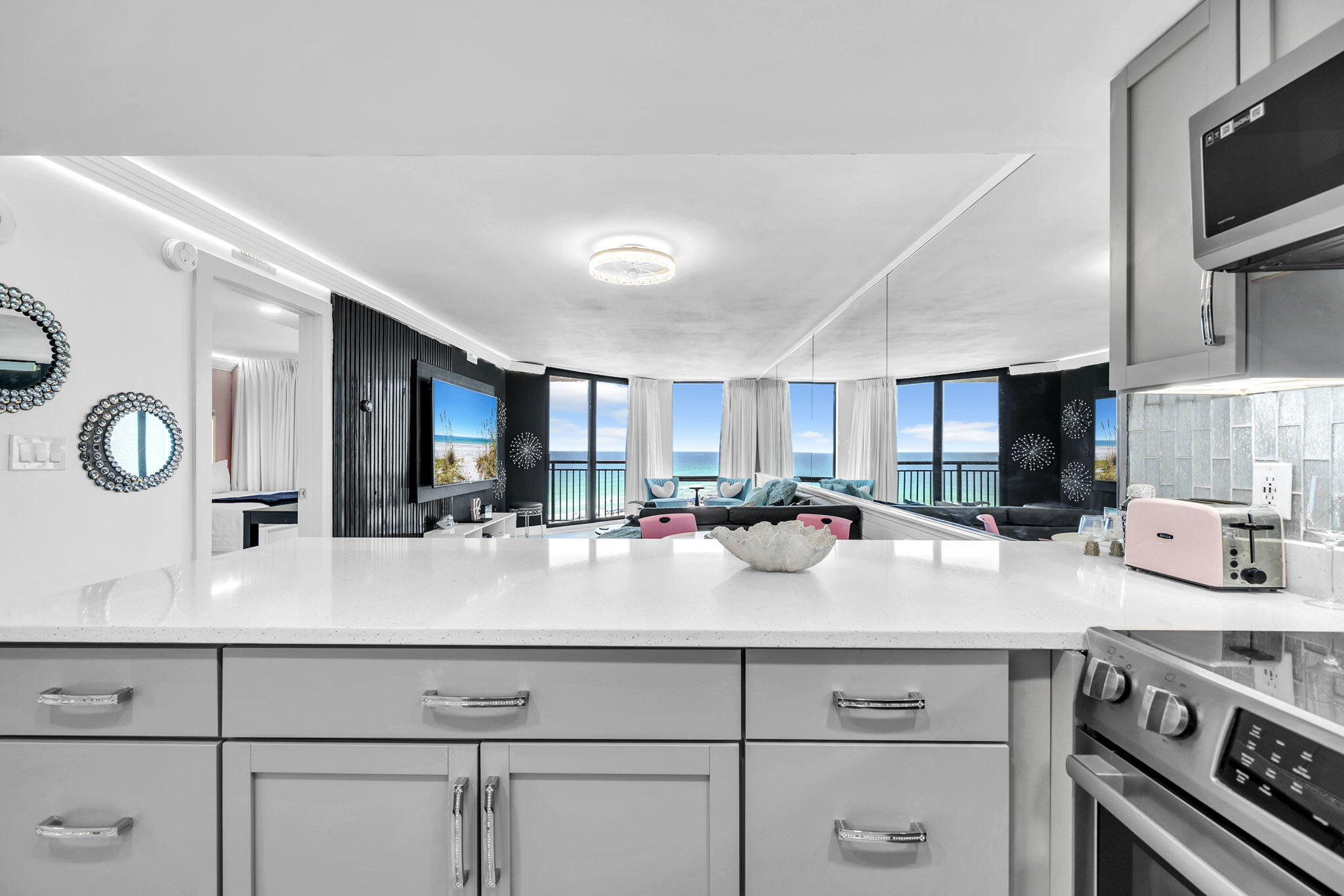 SUNDESTIN INTERNATIONAL CONDO - Residential