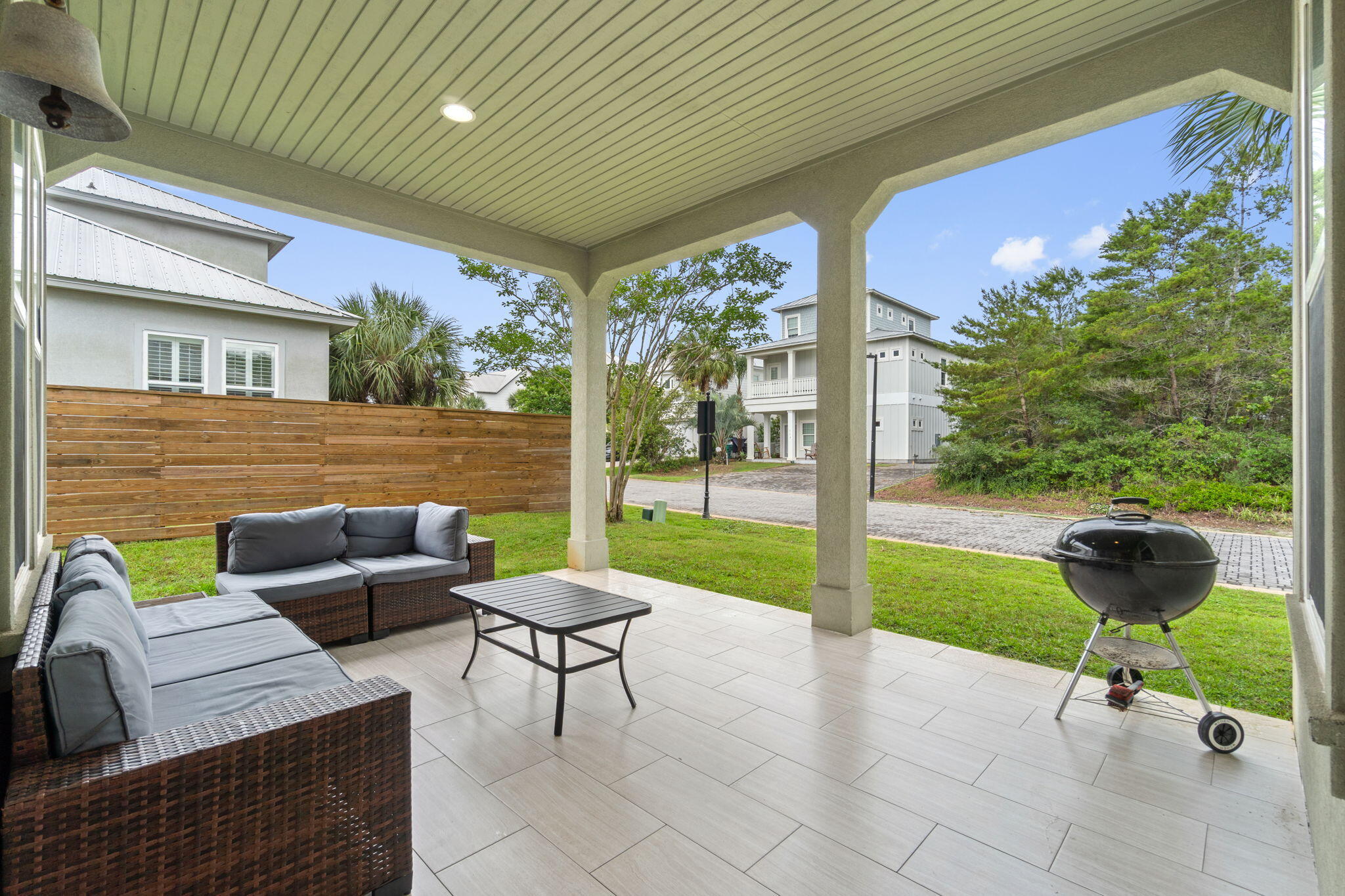 FRANGISTA BEACH 2ND ADDN - Residential