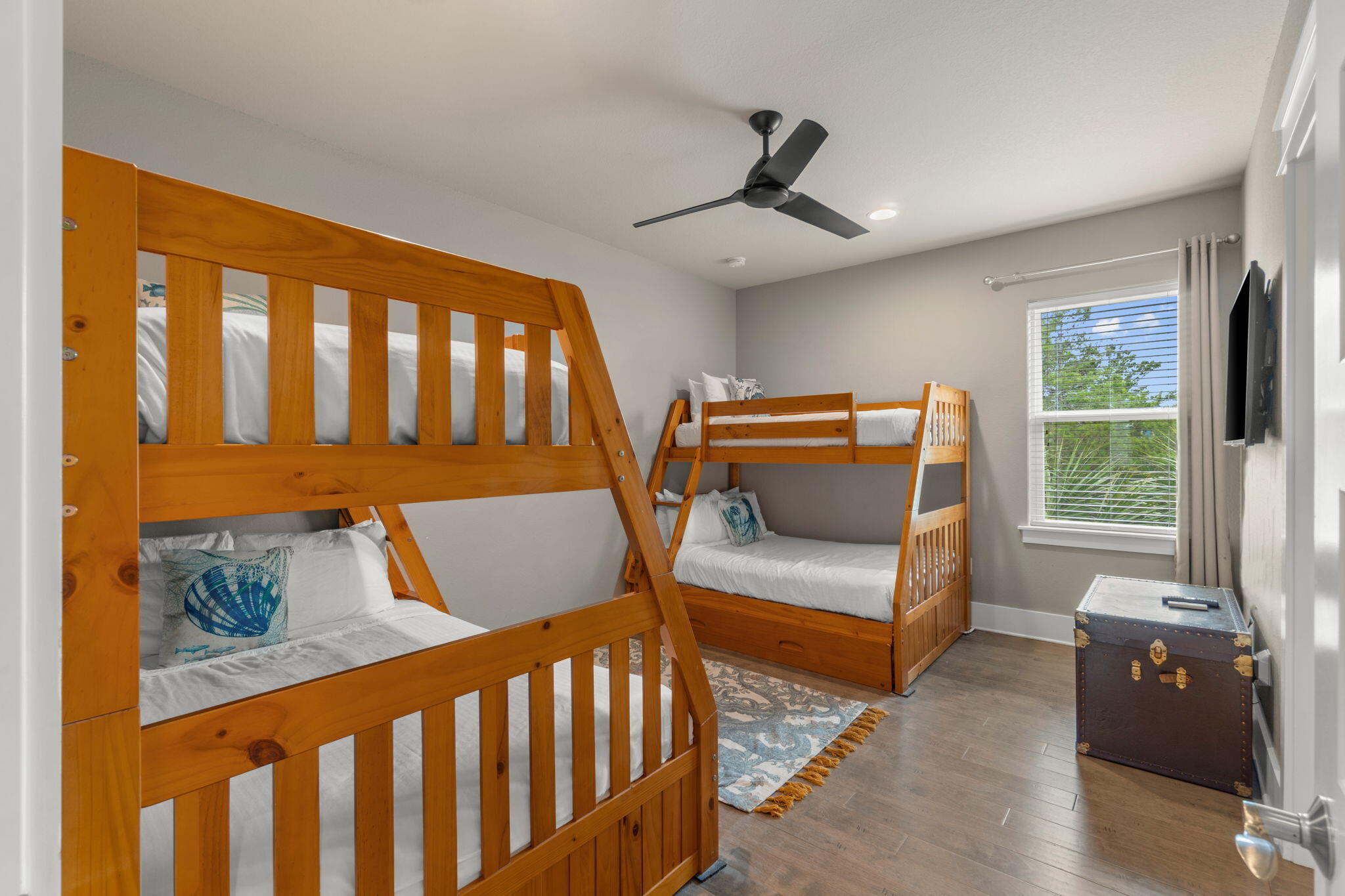 FRANGISTA BEACH 2ND ADDN - Residential