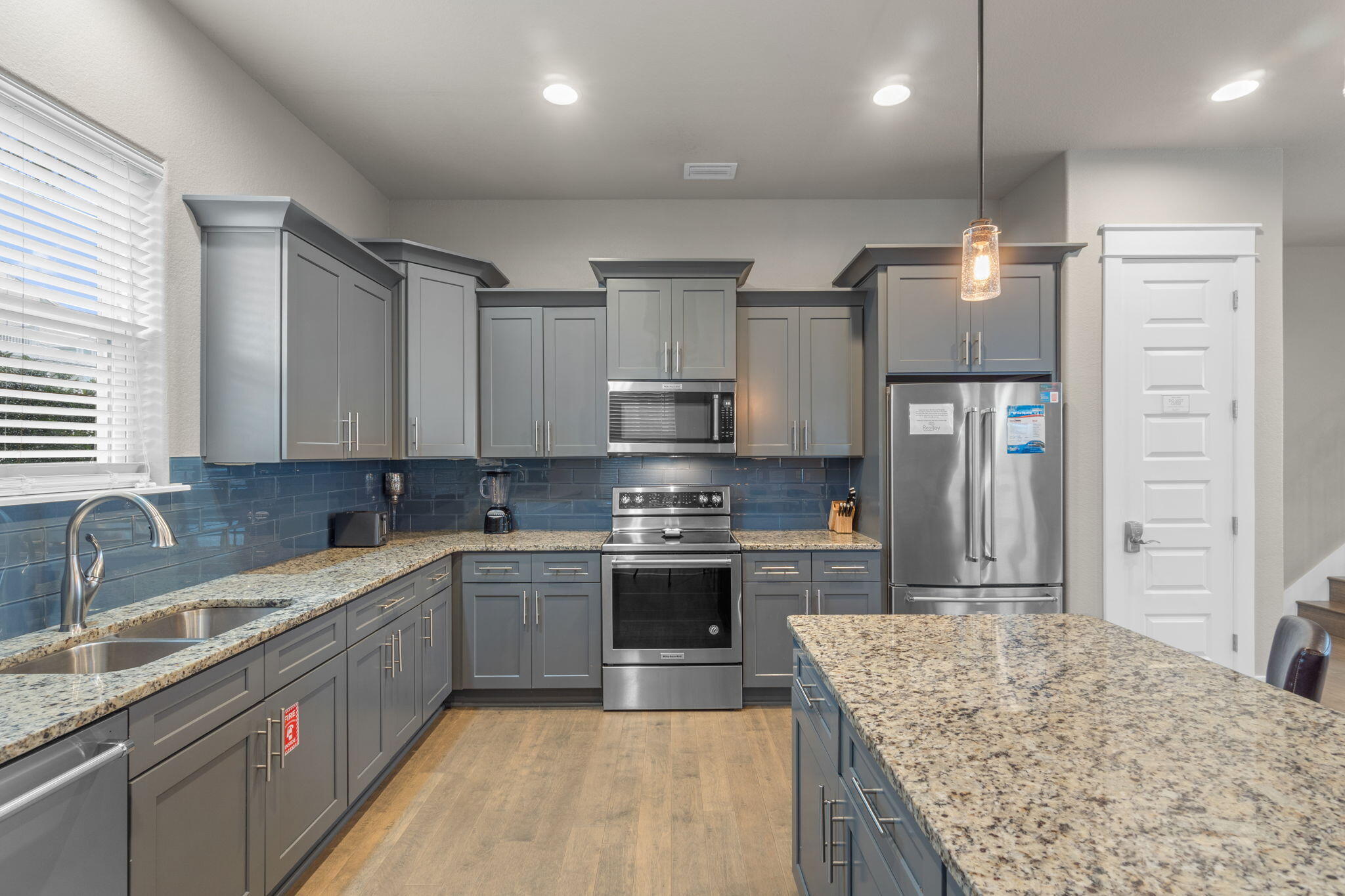 FRANGISTA BEACH 2ND ADDN - Residential