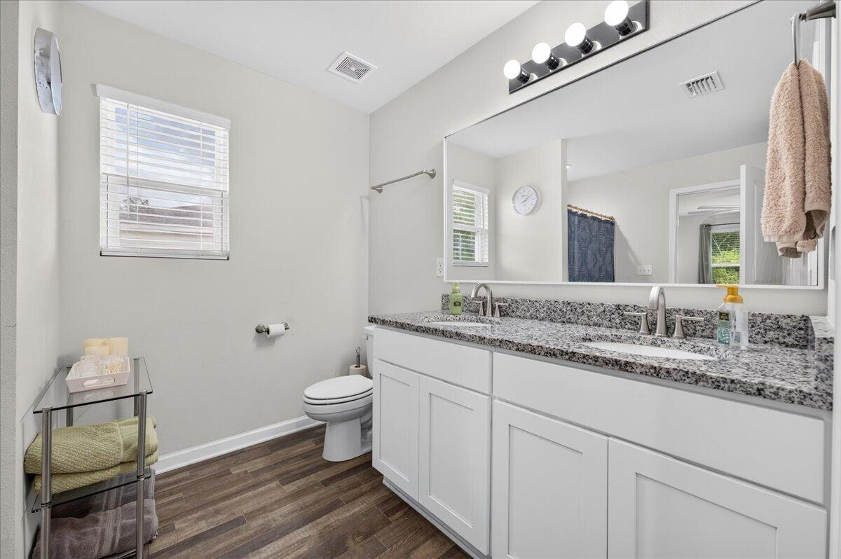 CROSS CREEK - Residential