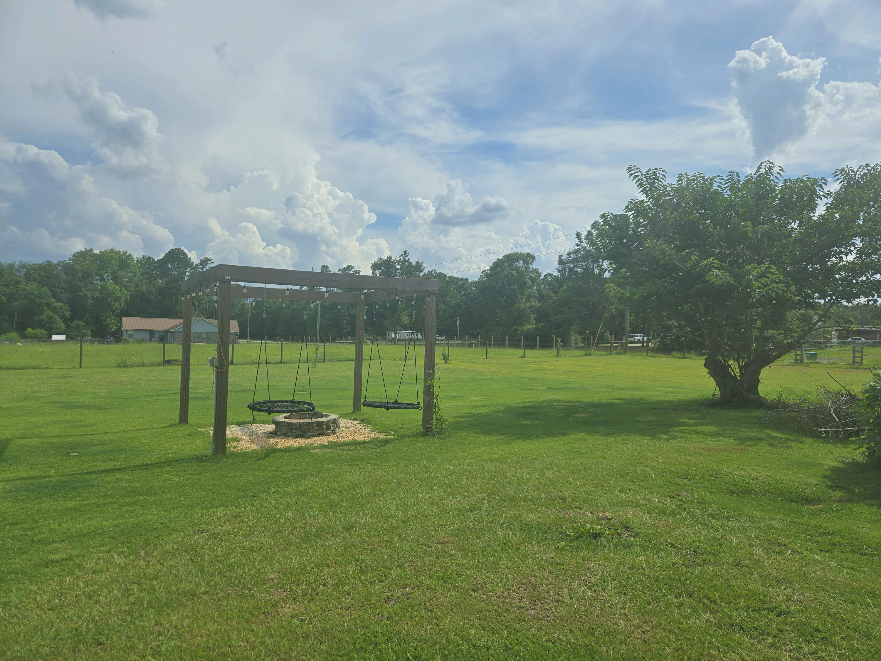 NO RECORDED SUBDIVISION - Residential Lease