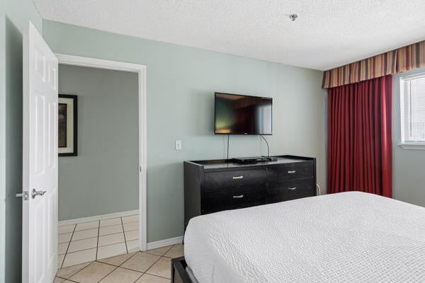 CRYSTAL SANDS CONDO - Residential