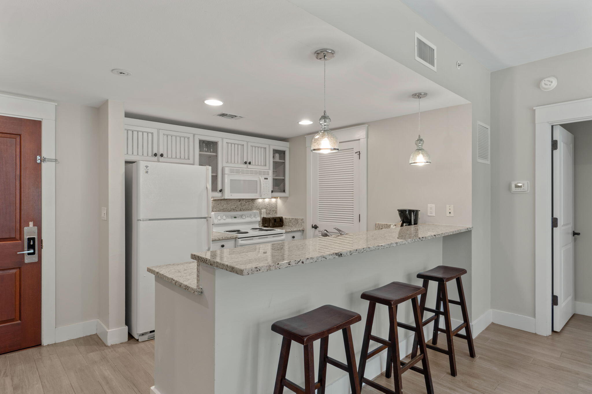 PILOT HOUSE - Residential