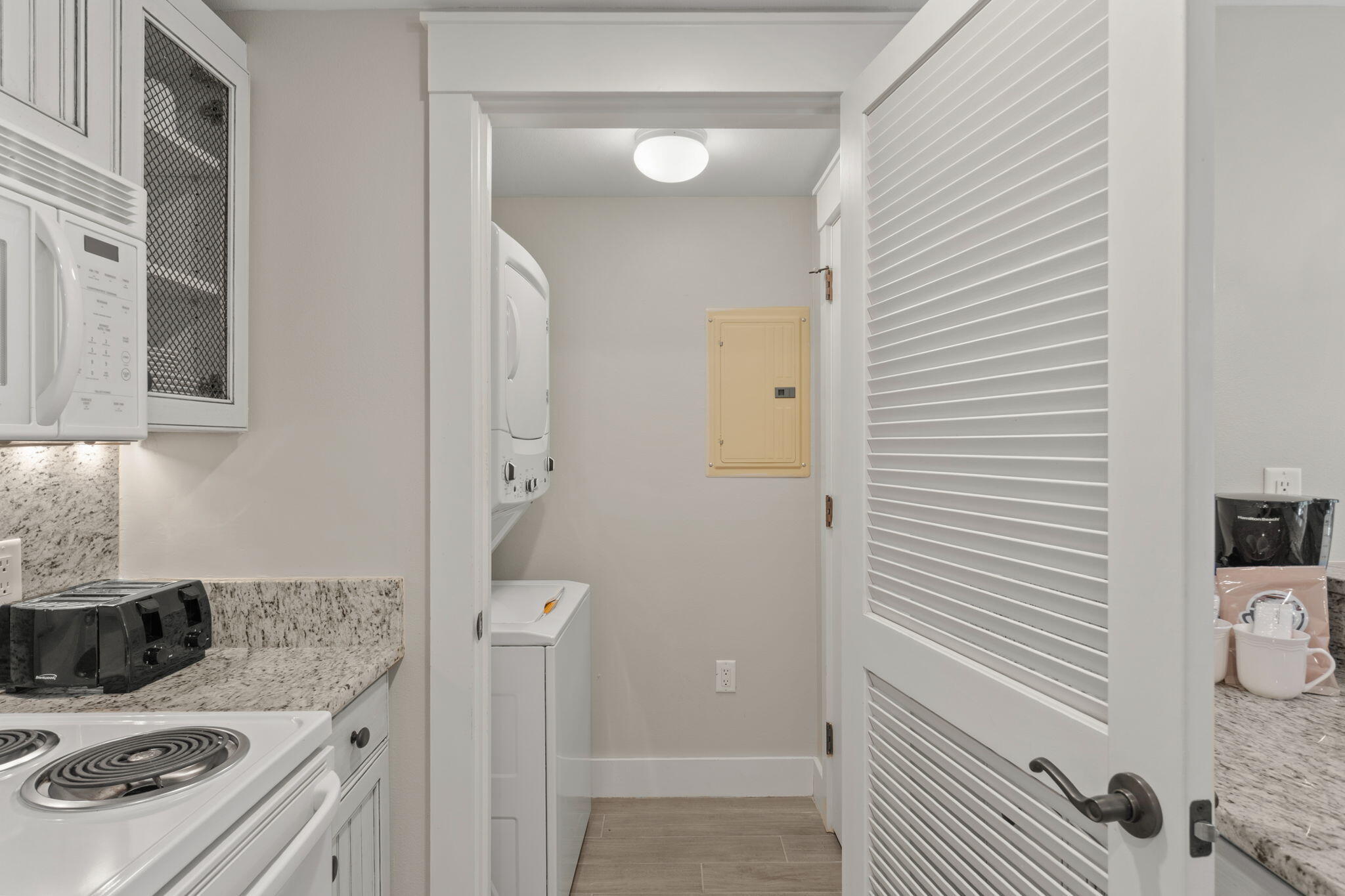 PILOT HOUSE - Residential