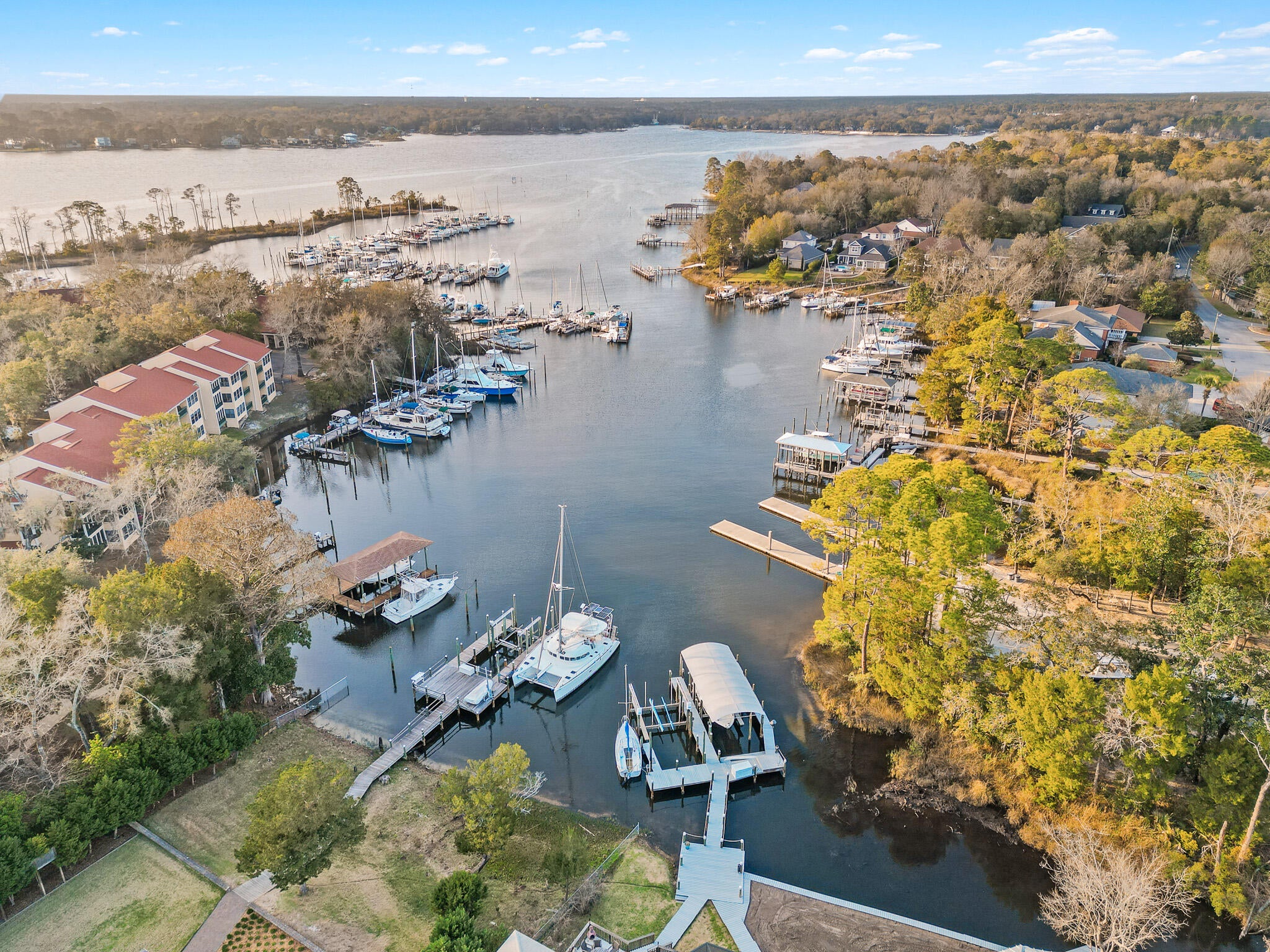 MARINA LANDING - Residential Lease
