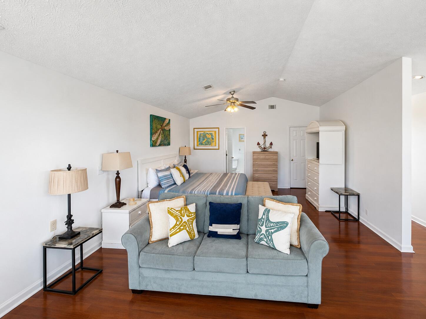 The Palms - Residential