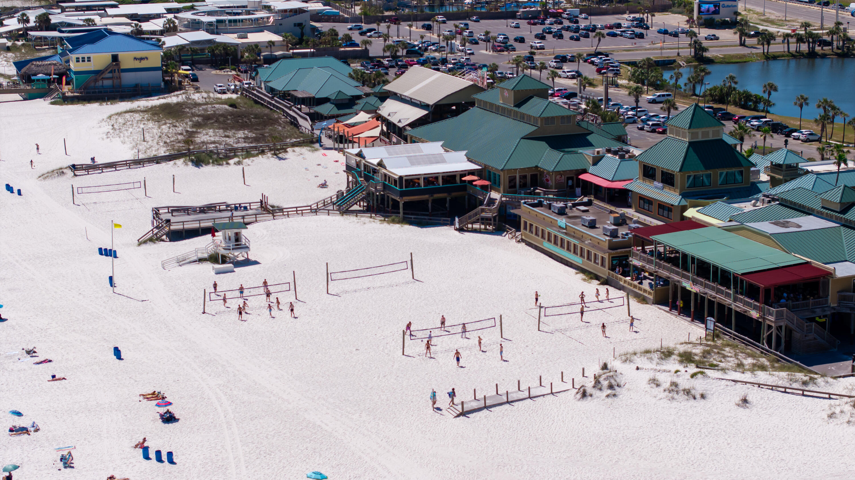 PALM COURT YACHT CLUB - Residential