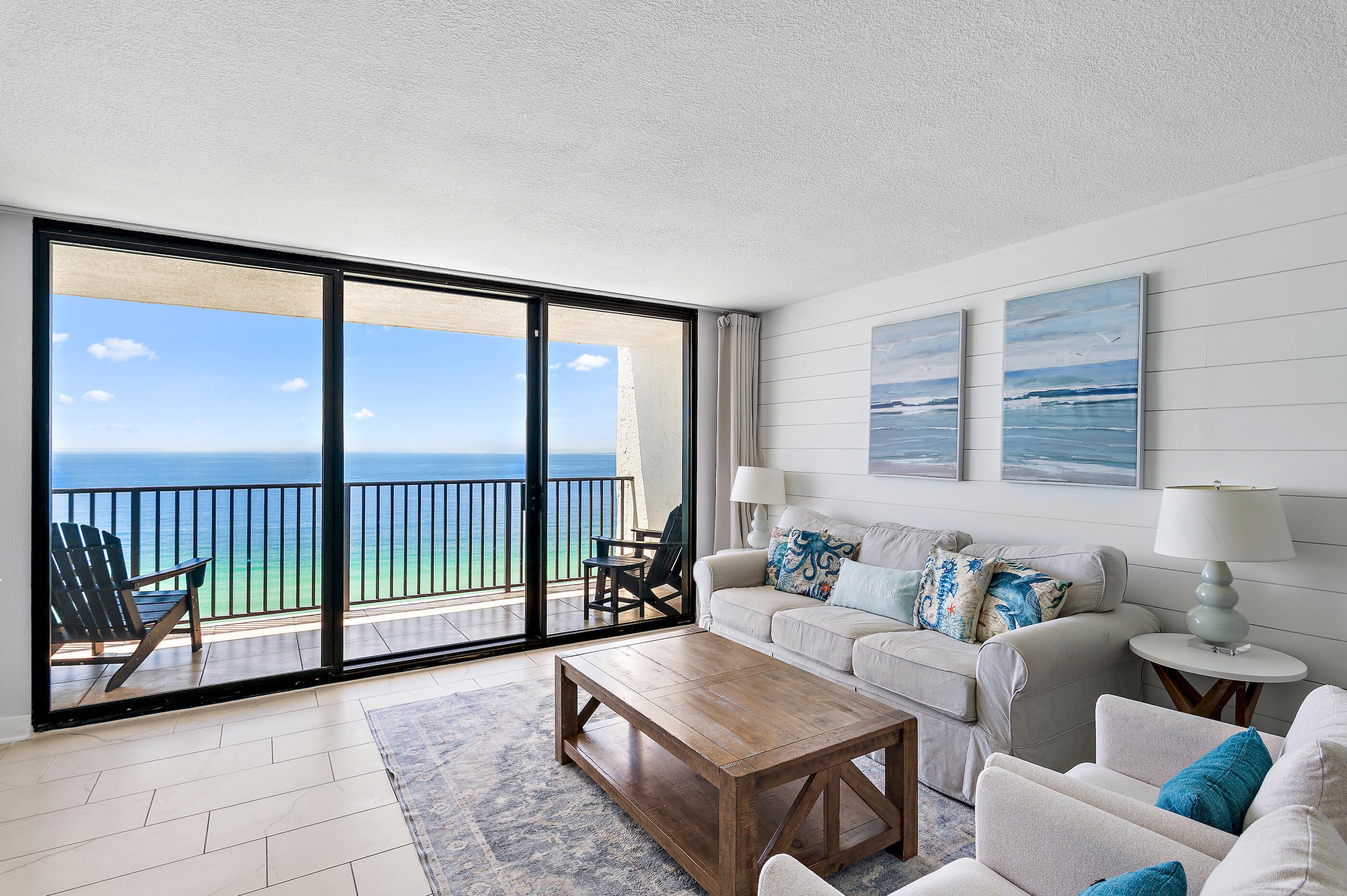 ONE SEAGROVE PLACE - Residential