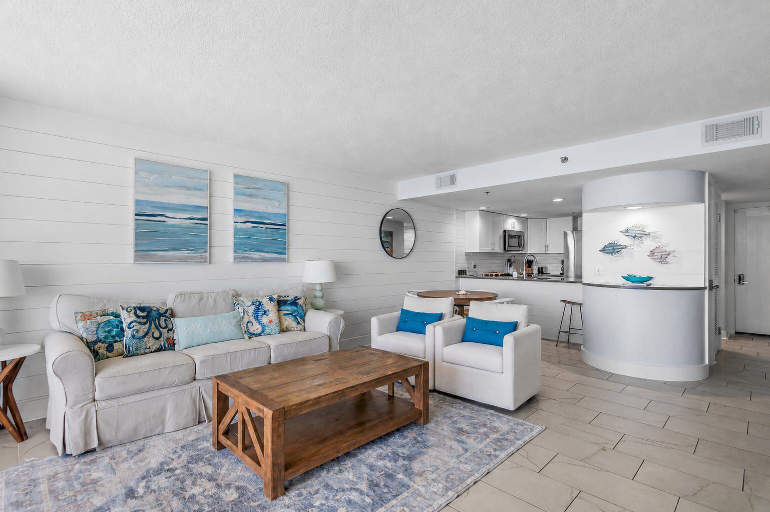 ONE SEAGROVE PLACE - Residential