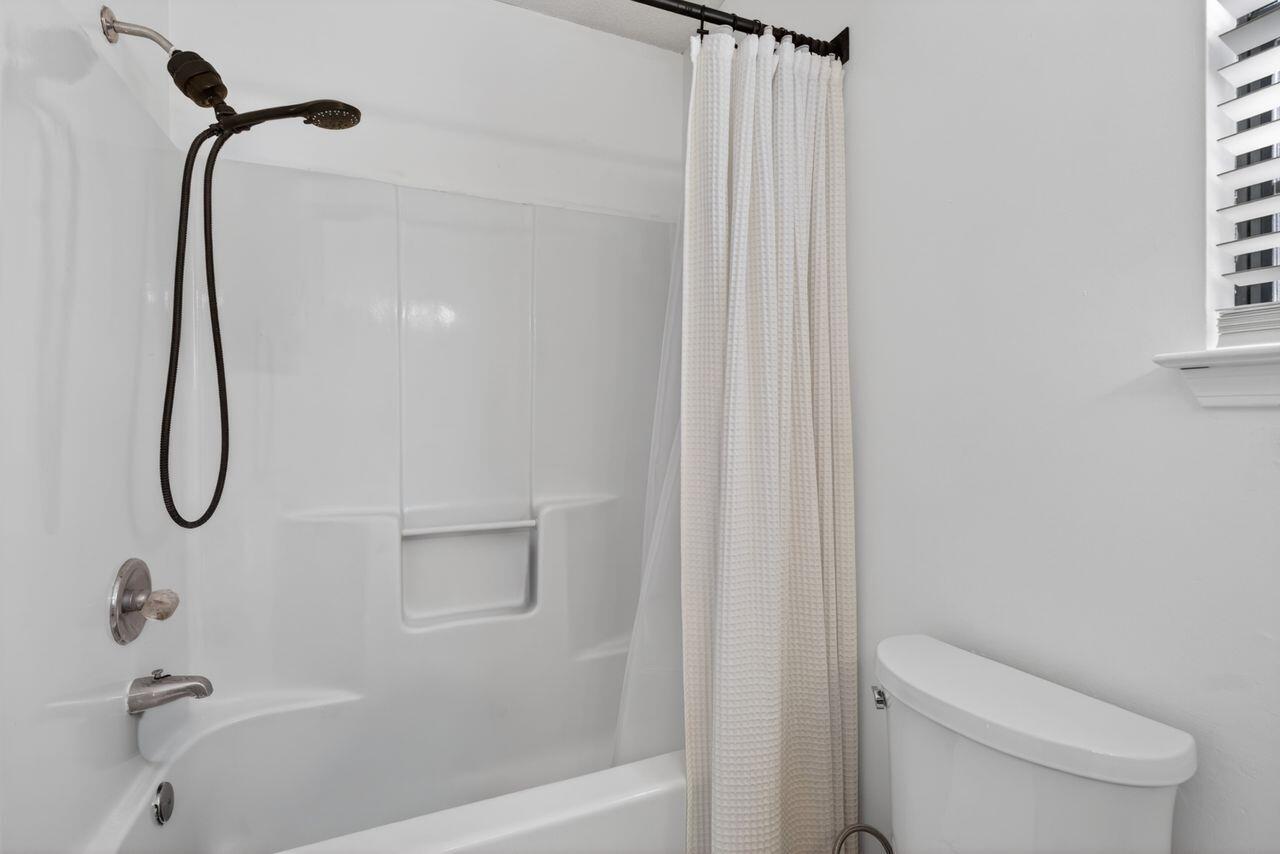 SOUTHVIEW ESTATES - Residential Lease
