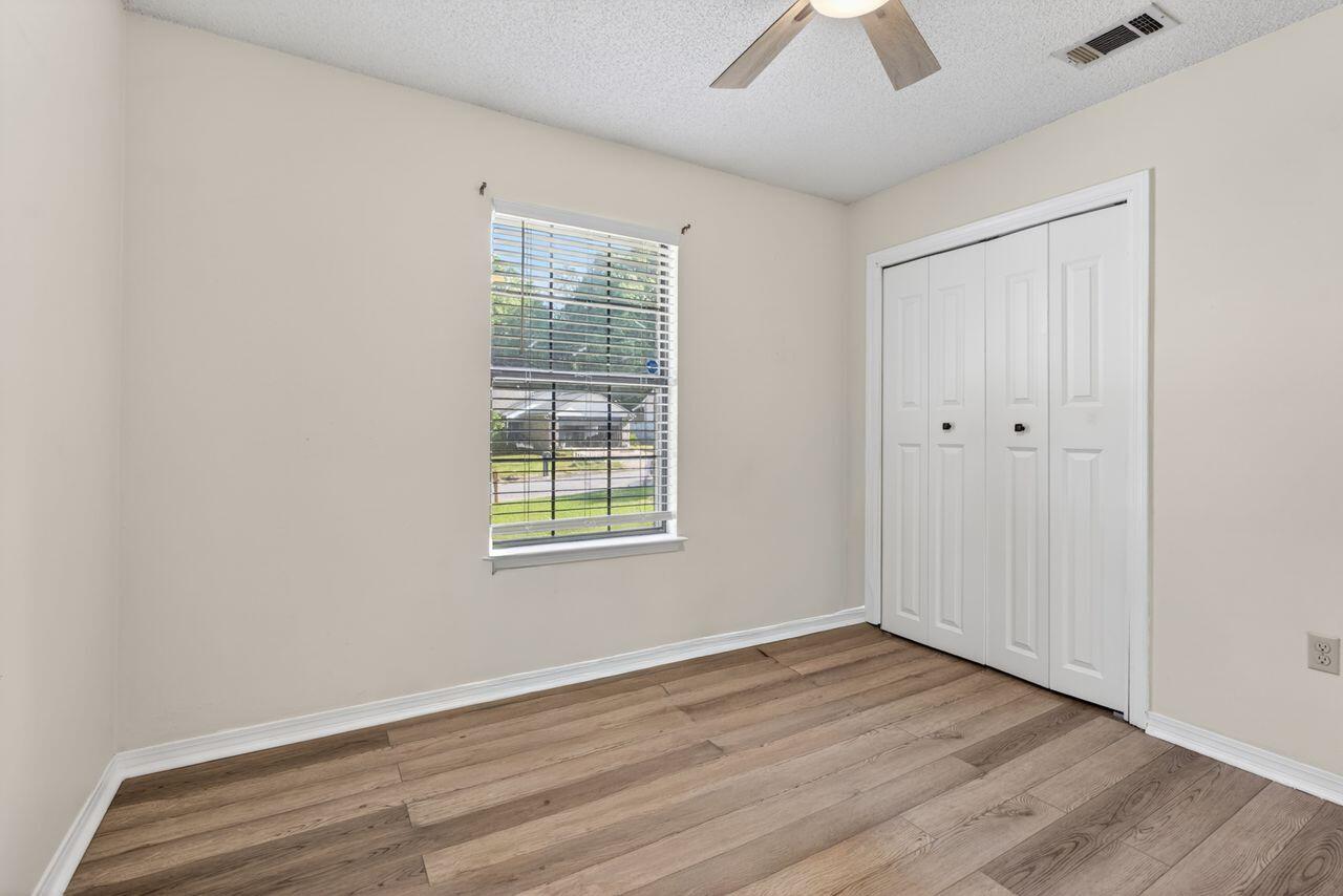 SOUTHVIEW ESTATES - Residential Lease